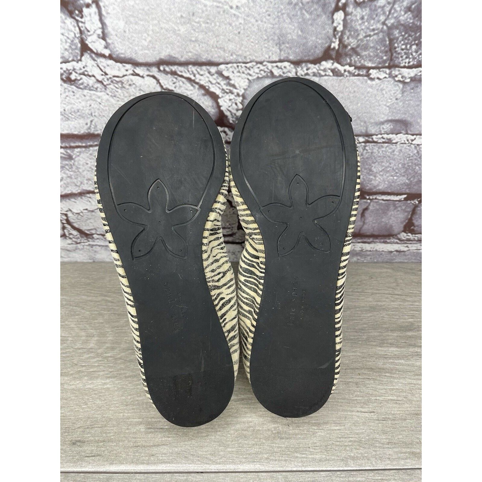 Kate Spade Kate Spade Zebra Print Ivory Black Stripe Patent Bow Ballet Size US 8 / IT 38 - 19 Thumbnail