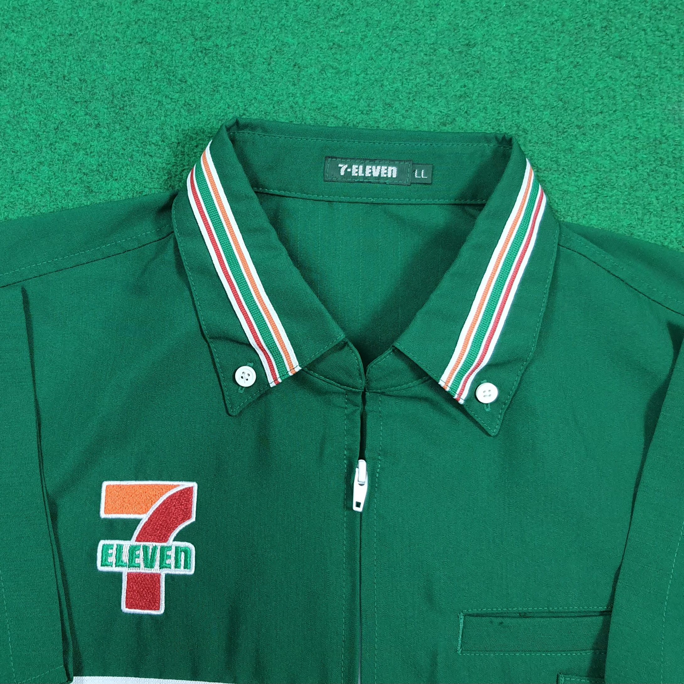Japanese Brand Vintage 7-Eleven Japan Worker Uniform Zipper Jacket E1A24 Size US L / EU 52-54 / 3 - 5 Thumbnail