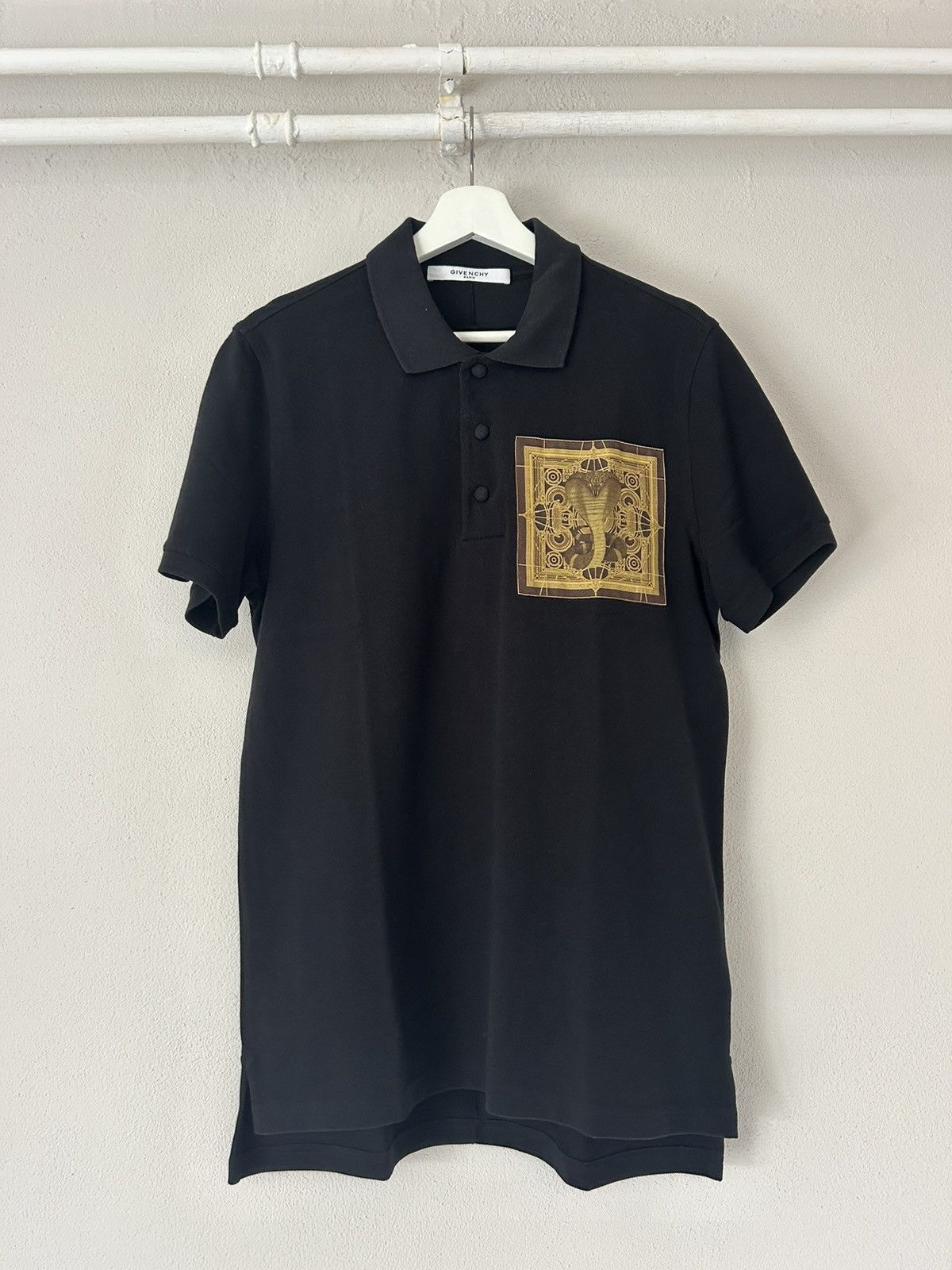 Givenchy Cuban Fit Polo Shirt with Cobra Snake Silk Patch Size US L / EU 52-54 / 3 - 2 Thumbnail