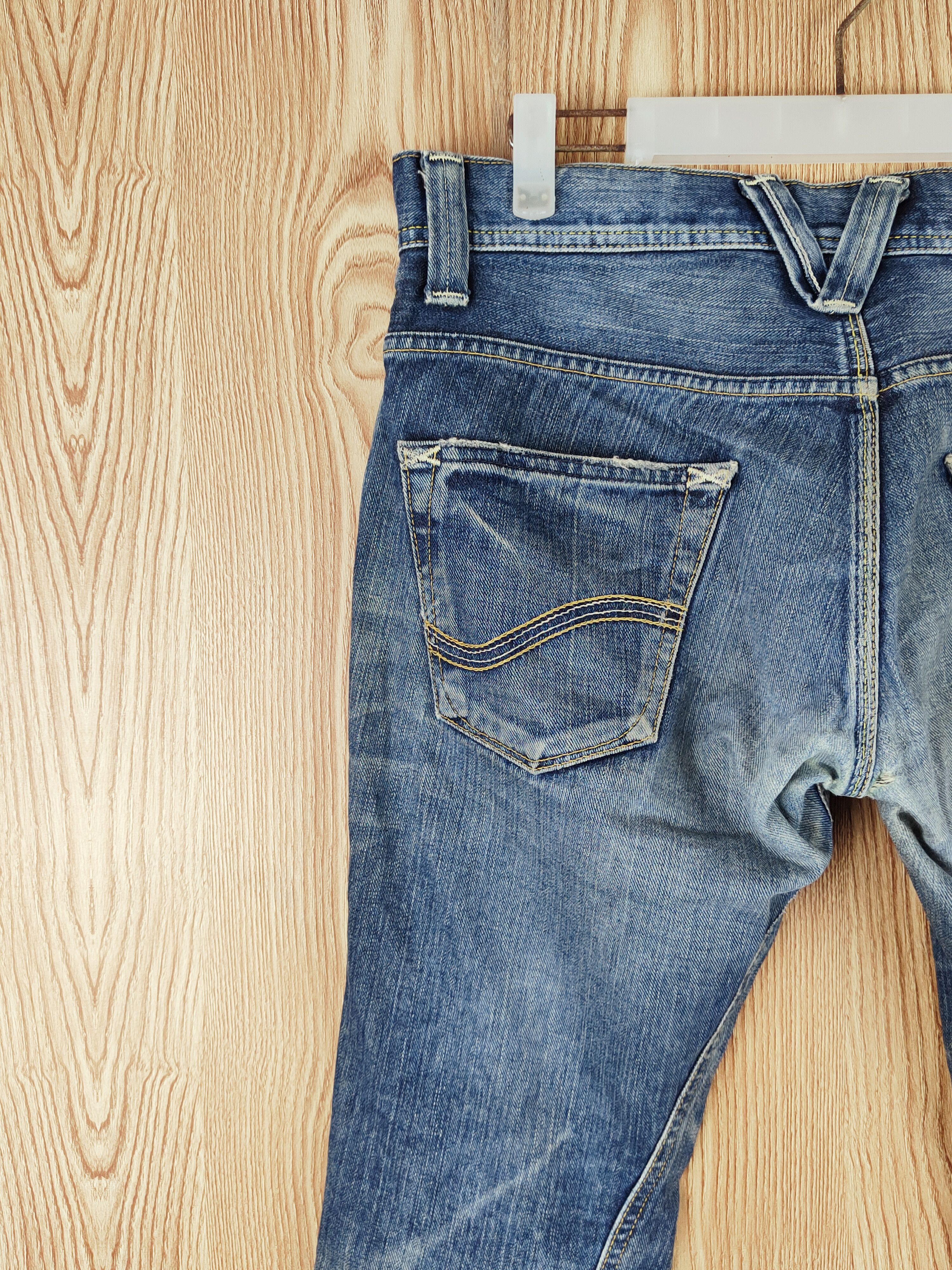 Japanese Brand Lee Blue Distressed Ripped Jeans #S2689 Size US 31 - 9 Thumbnail