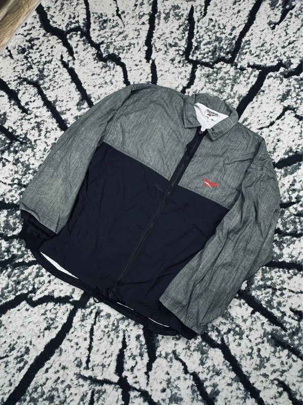 Reebok Vintage Reebok Windbreaker Jacket Gray Black L Size US L / EU 52-54 / 3 - 2 Thumbnail