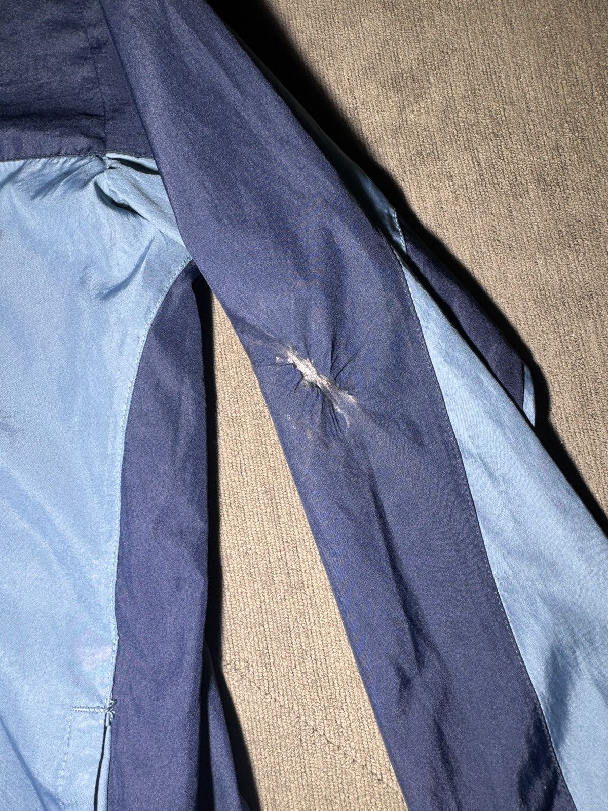 Nike vintage Nike two-tone blue full-zip windbreaker jacket Size US M / EU 48-50 / 2 - 3 Thumbnail