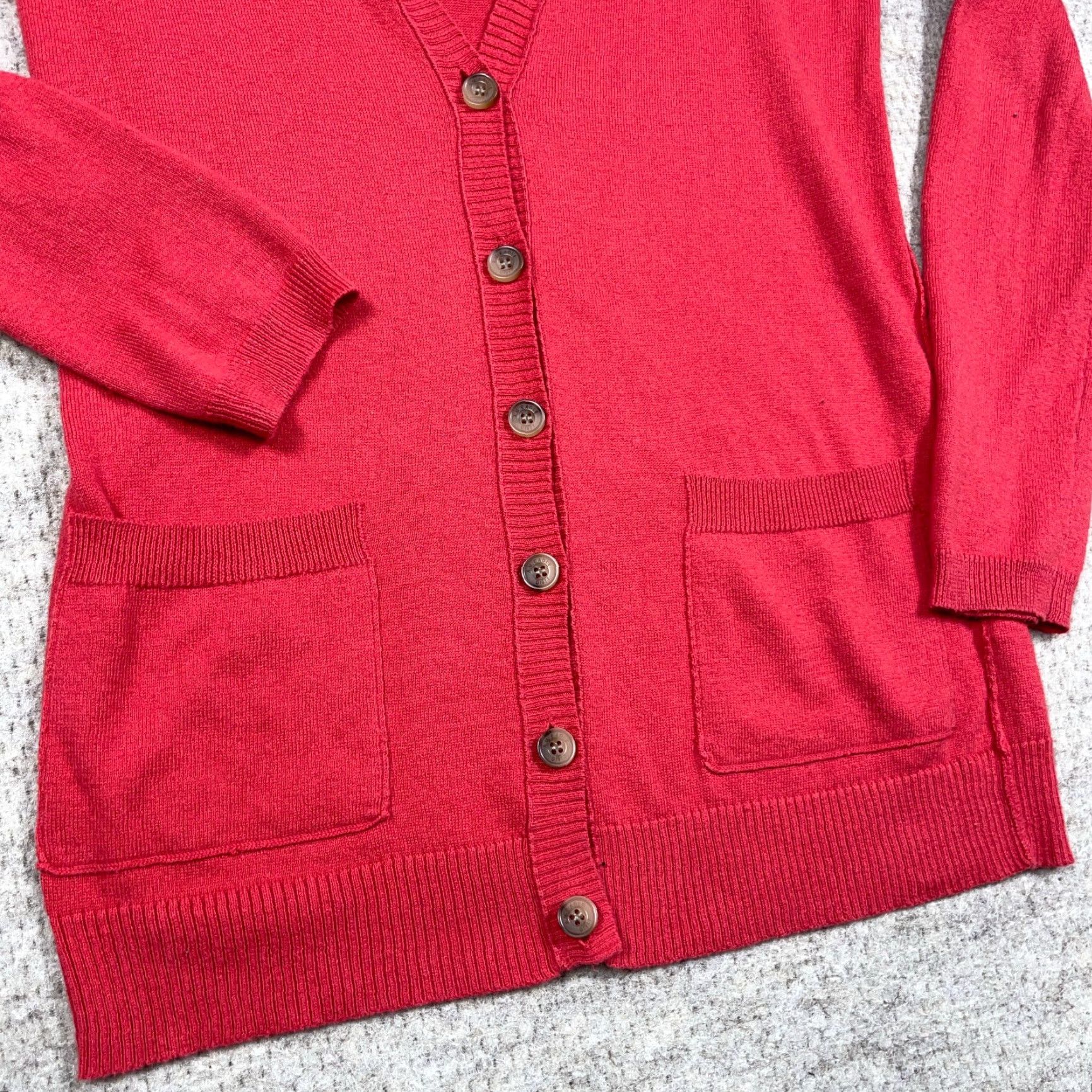 American Eagle Outfitters VINTAGE American Eagle Outfitters Cardigan Sweater Women Small Pink V Neck Lightweight Size S / US 4 / IT 40 - 4 Thumbnail