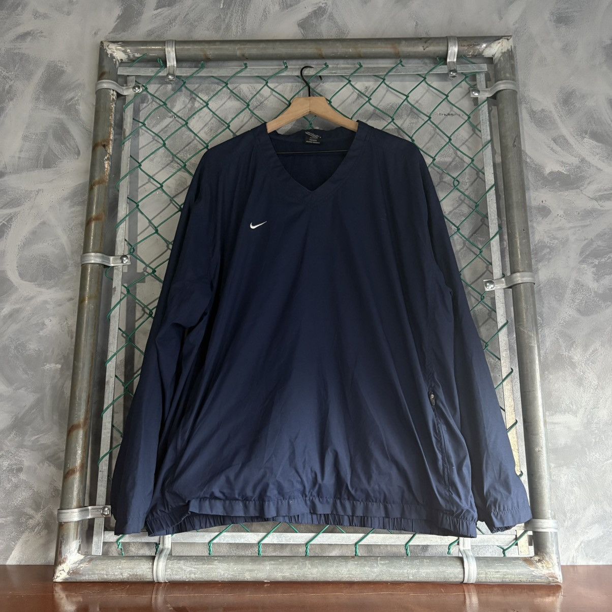 Nike Vintage Nike Windbreaker Mens XL Blue Navy 2000’s Neck Gym Size US XL / EU 56 / 4 - 1 Thumbnail