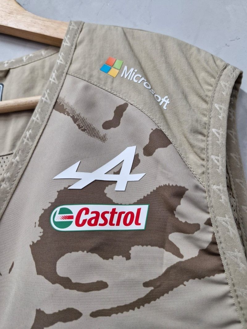 Kappa × Palace Vest Palace x Kappa x Alpine Desert Camo Size US M / EU 48-50 / 2 - 4 Thumbnail