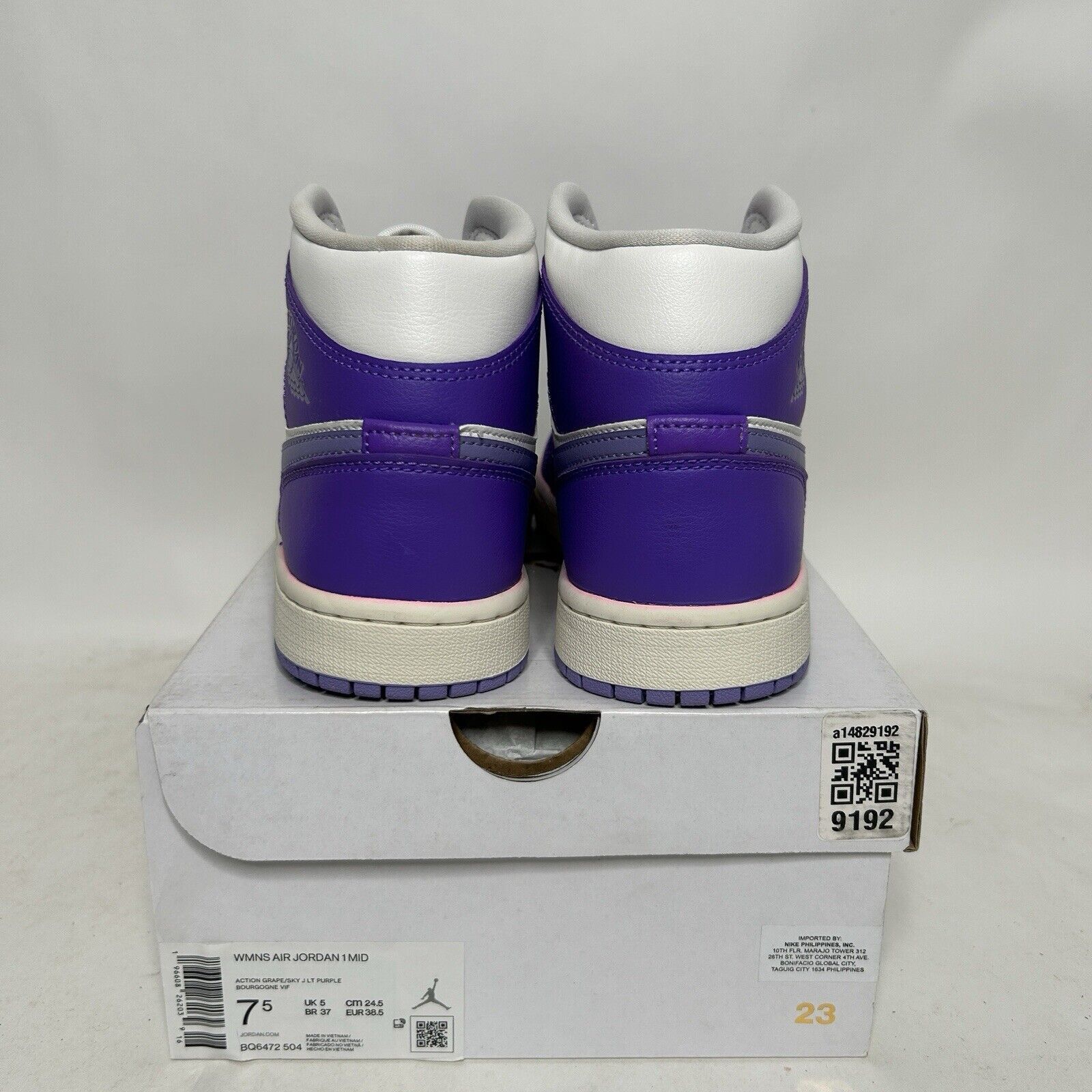 Nike Nike Shoes Air Jordan 1 Mid Retro WMNS “Action Grape” 2024 Size US 7.5 / IT 37.5 - 4 Thumbnail