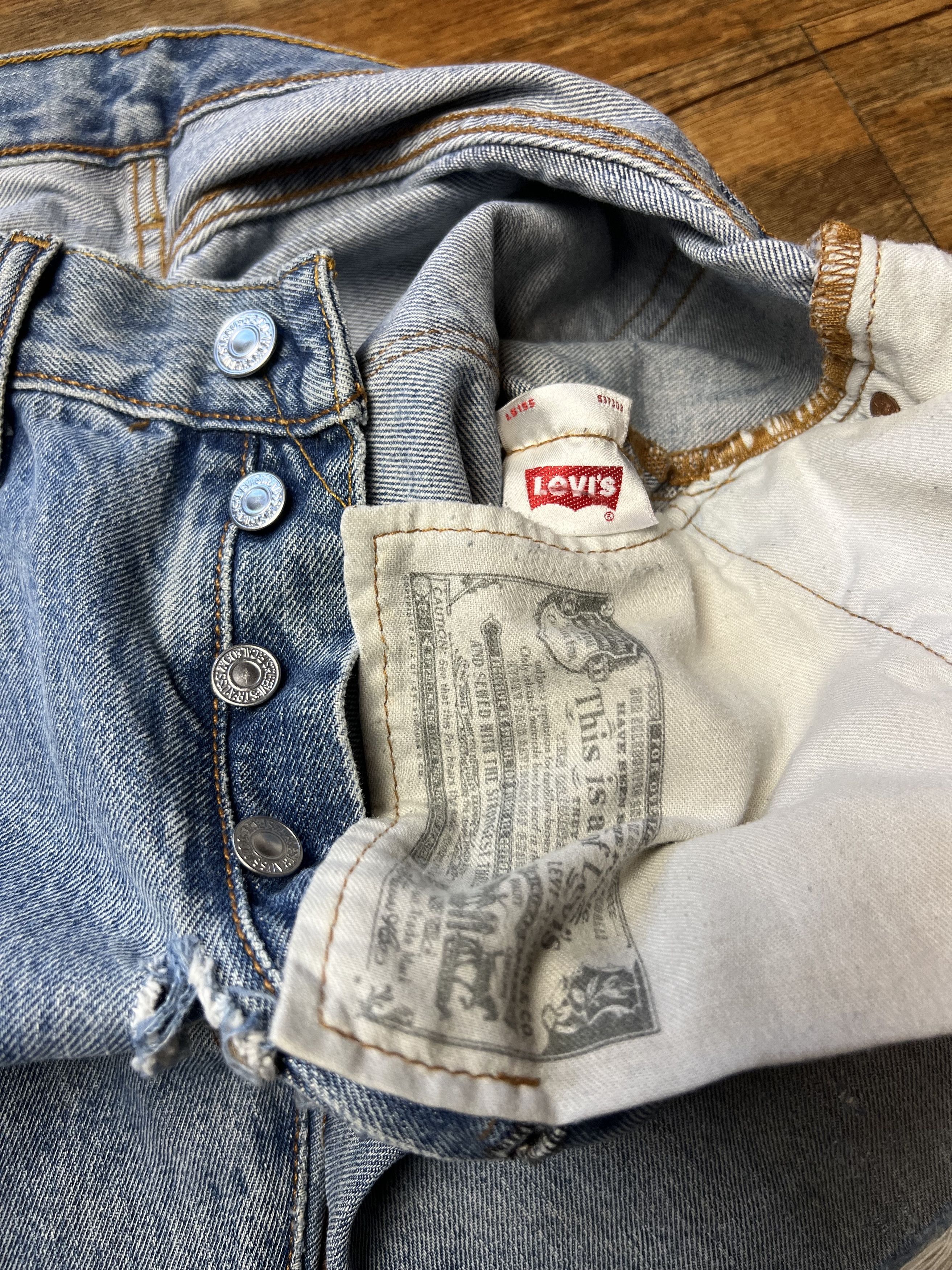 Levi's Vintage Clothing Vintage 501 Levi's Straight Leg Blue Button Fly Denim Jeans Size US 30 / EU 46 - 8 Thumbnail