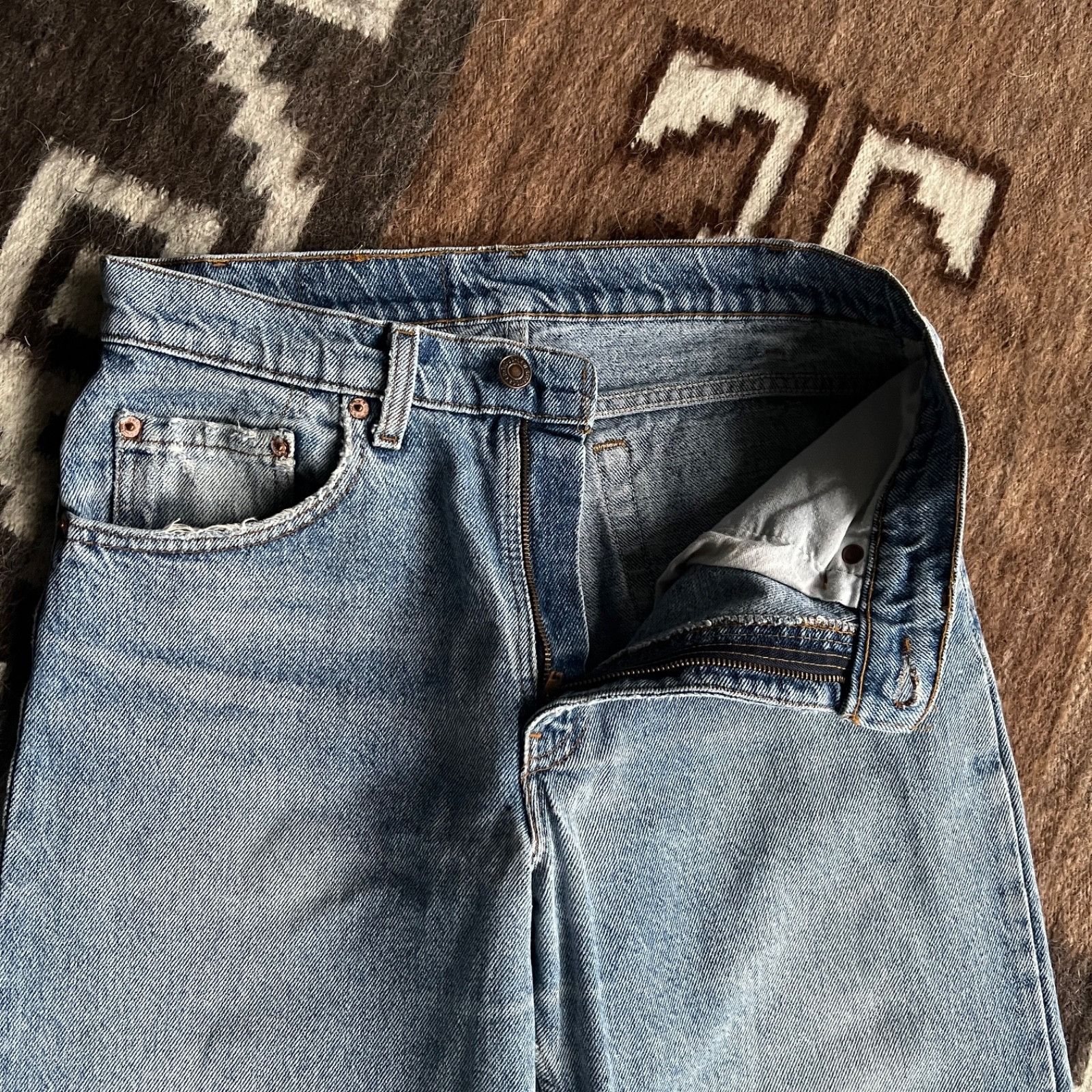 Levi's Levi's 550 Vintage USA Made Light Blue Denim Jeans 9803AC Size US 29 - 5 Thumbnail