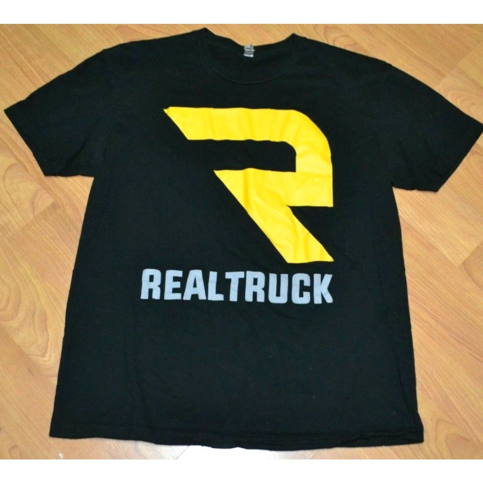 Next Level VINTAGE Realtruck Online Truck Parts Custom Retailer Logo T Shirt Large Nice Pickup Size US L / EU 52-54 / 3 - 2 Thumbnail