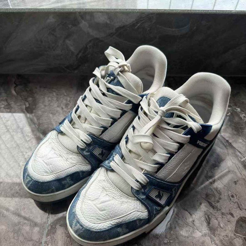 Louis Vuitton Louis Vuitton Blue and White Low-Top Sneakers -2508 Size US 8 / EU 41 - 1 Thumbnail