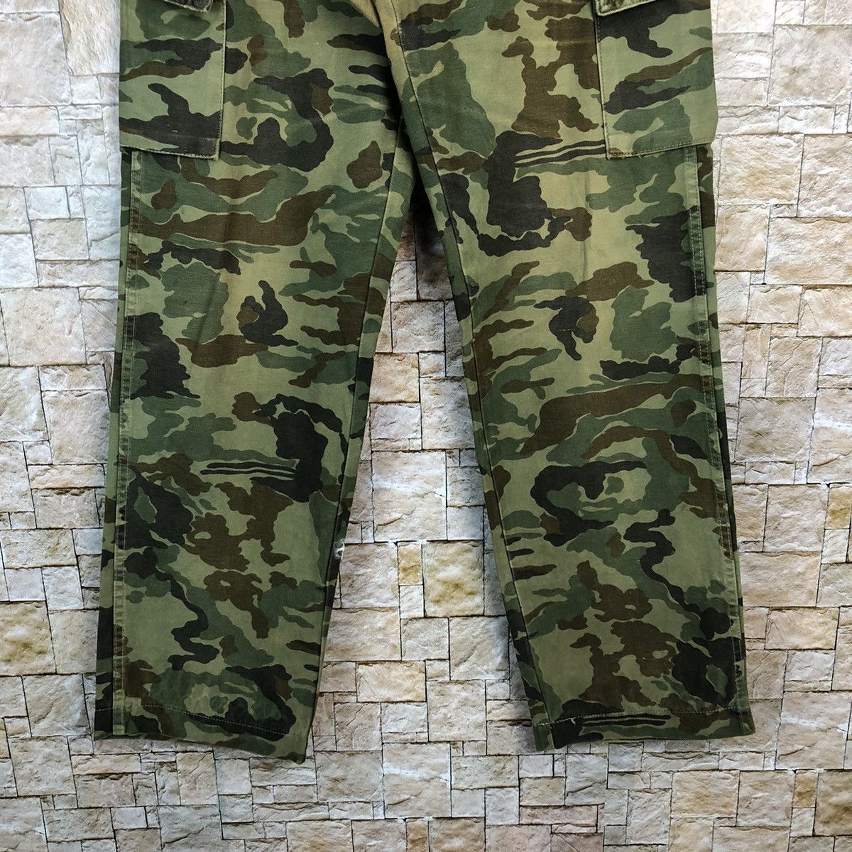 Japanese Brand Even River Green Camo Cargo Multipocket Pants #A625 Size US 31 - 7 Thumbnail