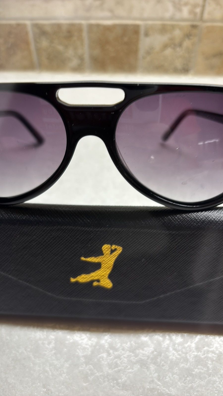 Bruce Lee “AIRPORT SUNGLASSES”