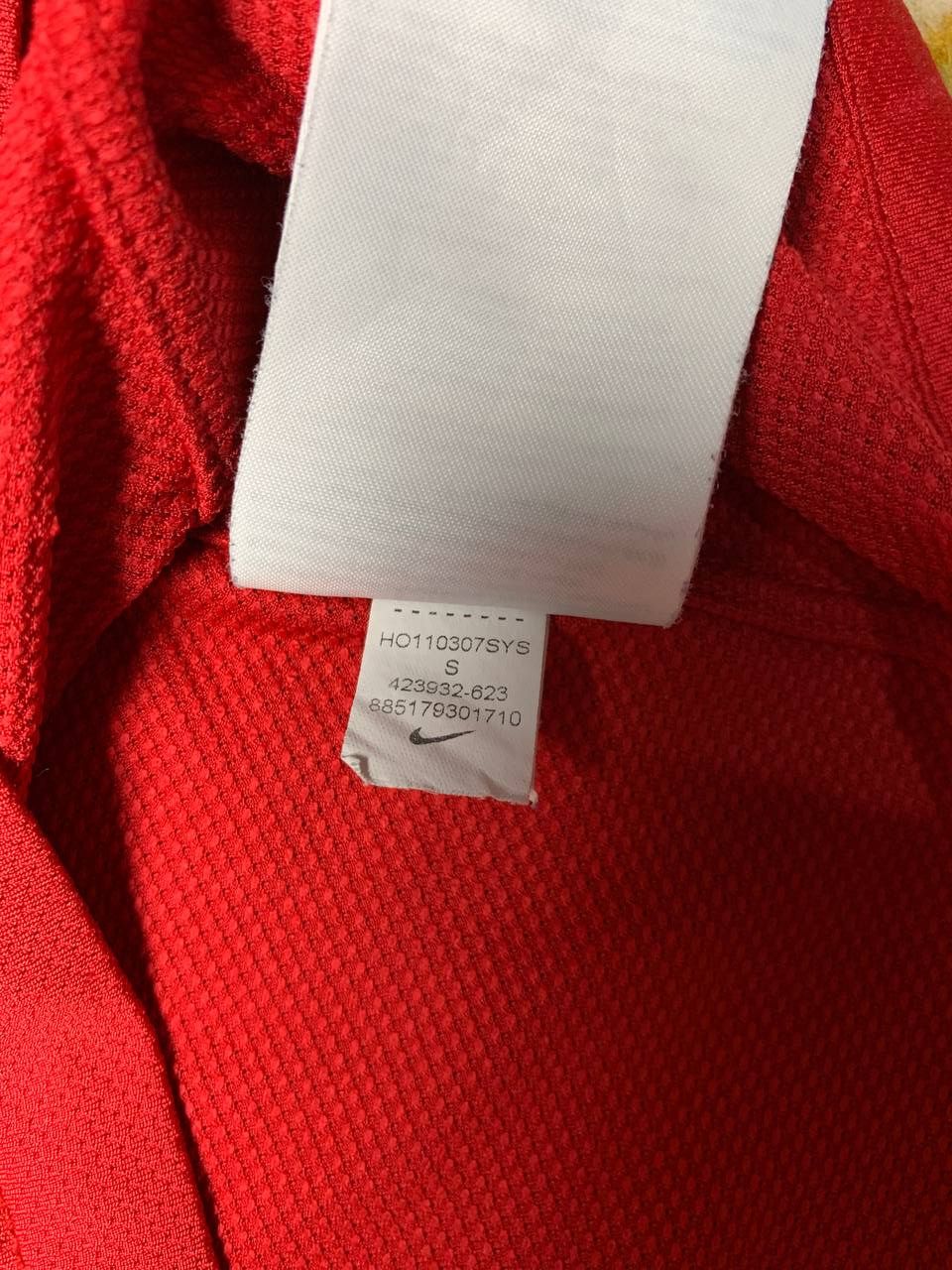 Nike MANCHESTER UNITED 2011 2012 HOME FOOTBALL SHIRT JERSEY NIKE Size US S / EU 44-46 / 1 - 5 Thumbnail