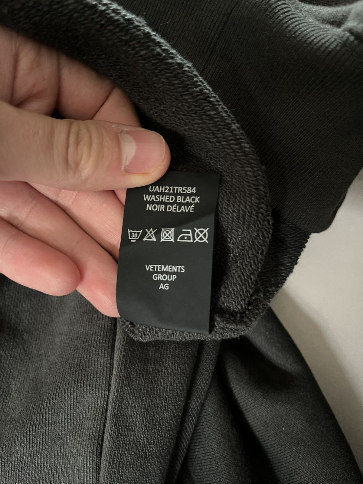 Vetements Vetements Darkness Euphoria Hoodie Size US XS / EU 42 / 0 - 10 Thumbnail