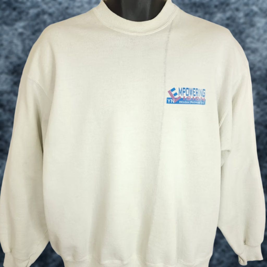 Vintage VINTAGE Empowering Vision Sweatshirt Mens L White 90s Winter Retreat 1994 Sweatshirt Size US L / EU 52-54 / 3 - 1 Thumbnail