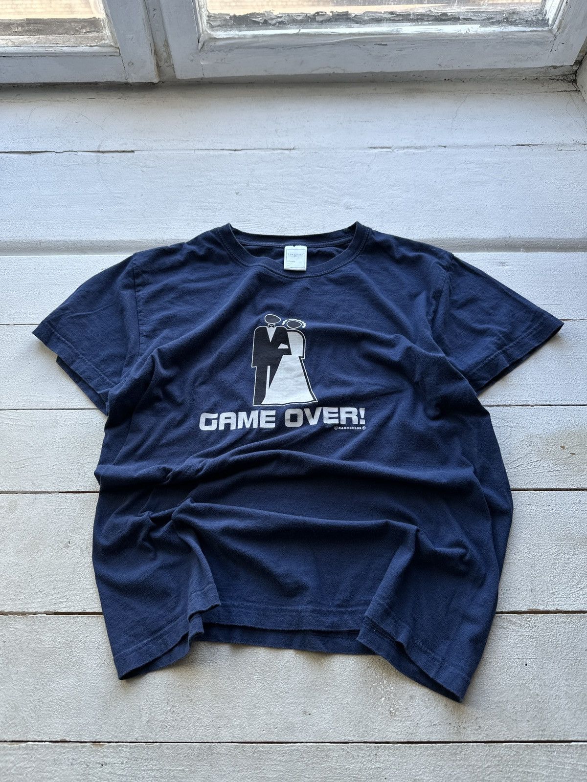 Vintage HUMOR 🚨 GAME OVER WEDDING BIG LOGO BOXY VNTG TEE Size US L / EU 52-54 / 3 - 1 Thumbnail