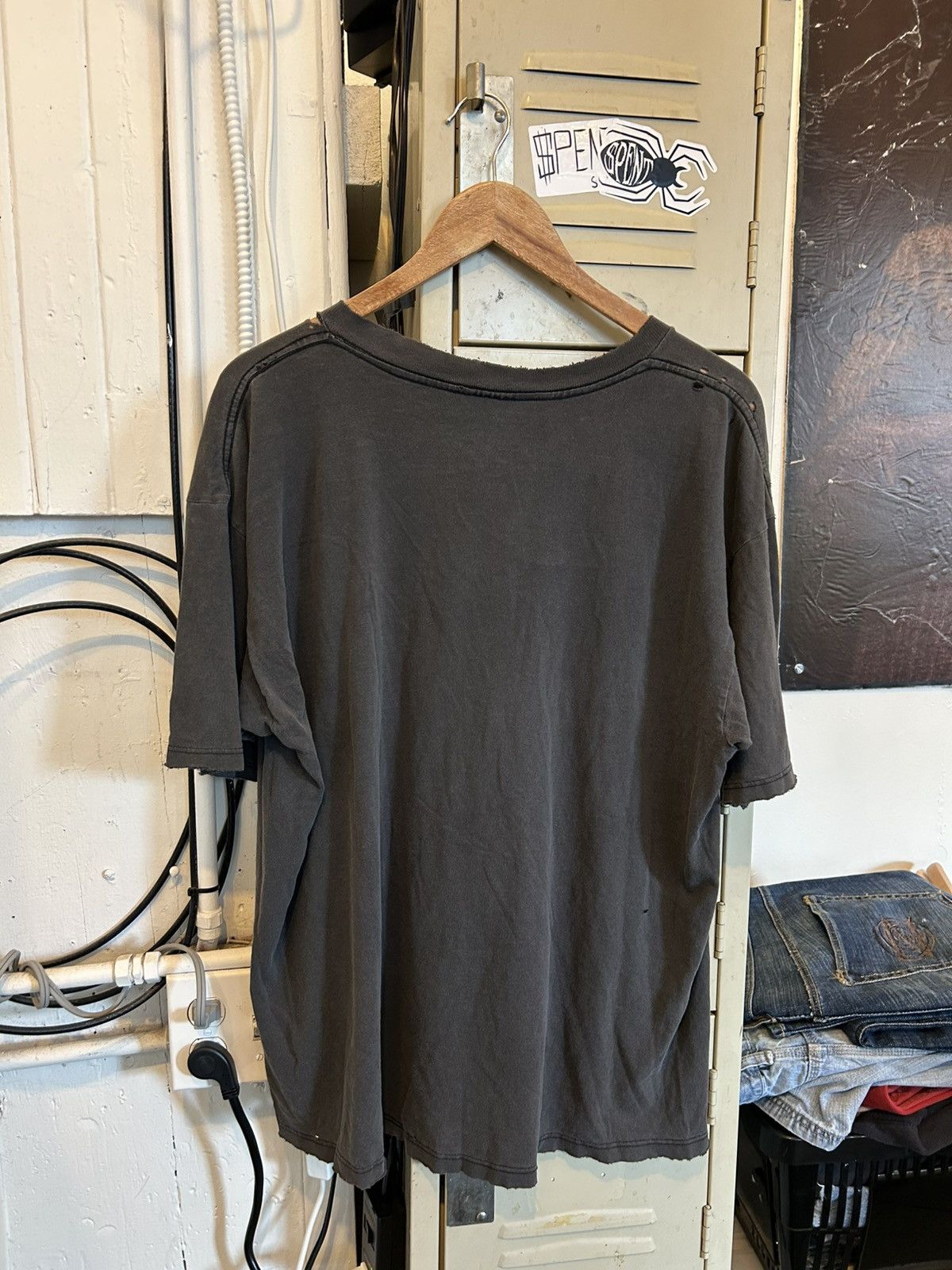 Vintage Vintage Distressed rock t shirt Size US XL / EU 56 / 4 - 4 Thumbnail