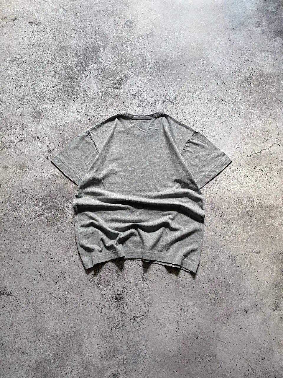 Comme des Garcons PLAY COMME DES GARCONS CDG PLAY GOLD HEART LOGO T SHIRT Size US S / EU 44-46 / 1 - 8 Thumbnail