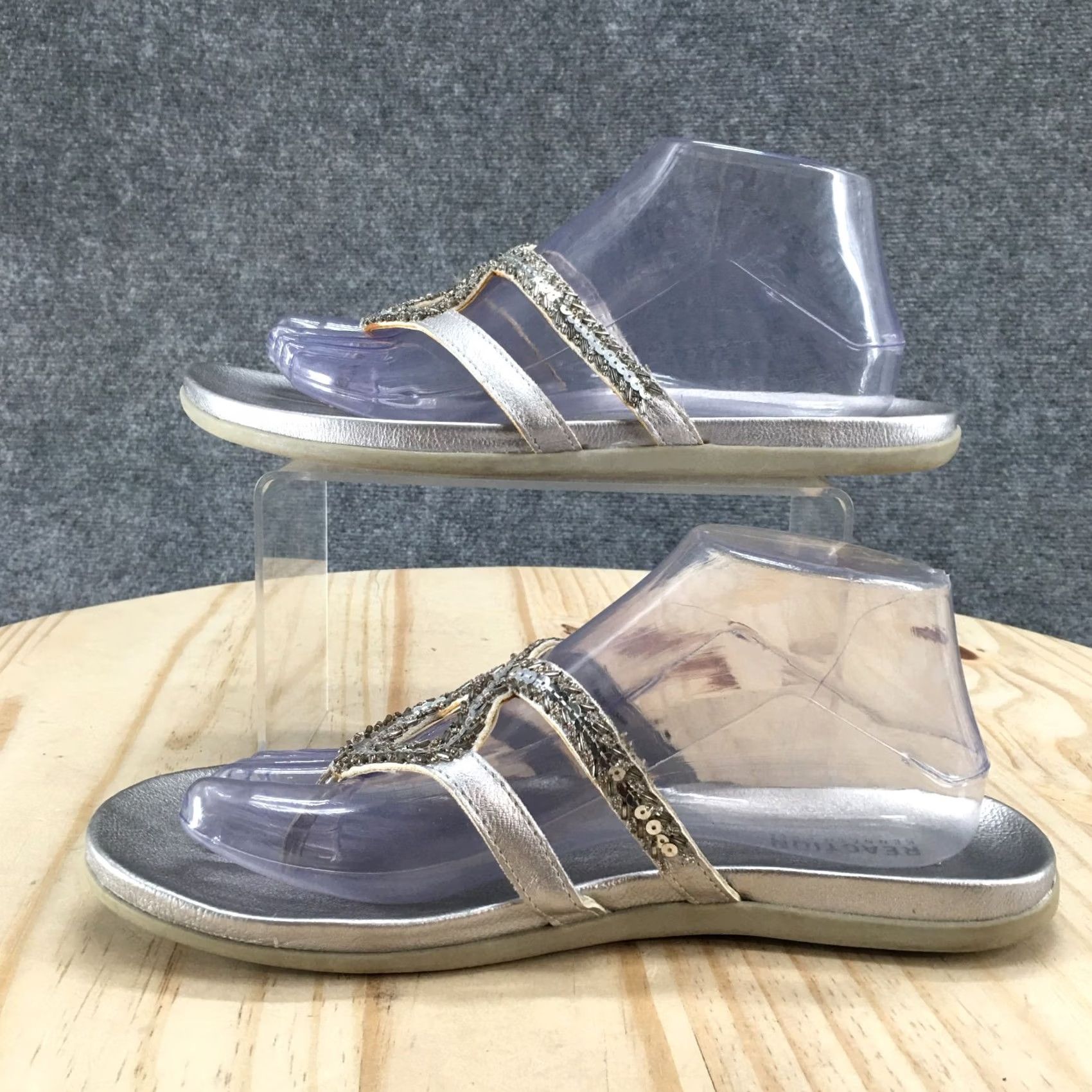 Kenneth Cole Kenneth Cole Reaction Sandals Womens 9 Thong Silver Sequins Casual Comfort Flats Size US 9 / IT 39 - 2 Thumbnail