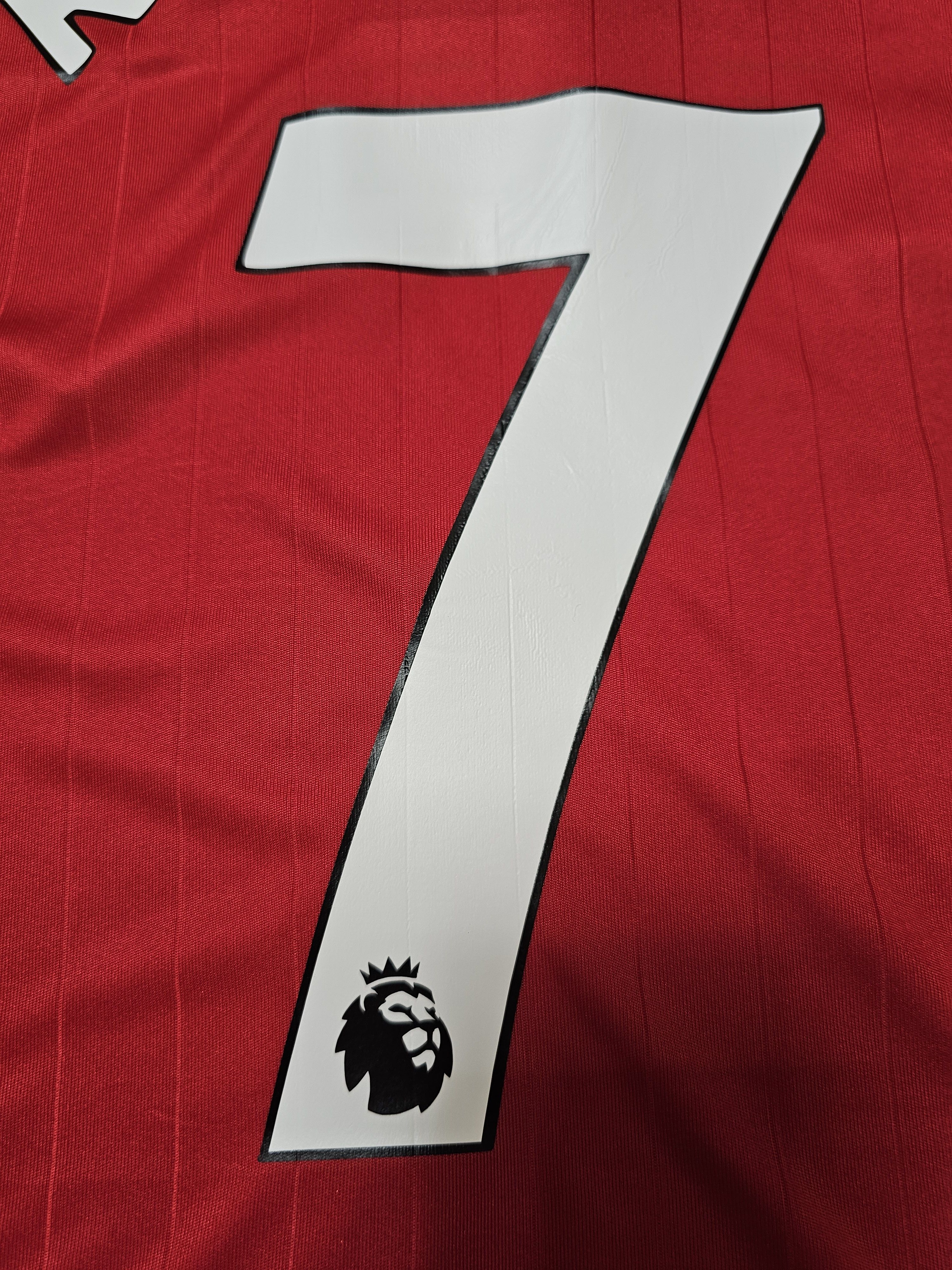 Adidas MANCHESTER UNITED 2022 2023 RONALDO FOOTBALL SOCCER JERSEY Size US S / EU 44-46 / 1 - 6 Thumbnail