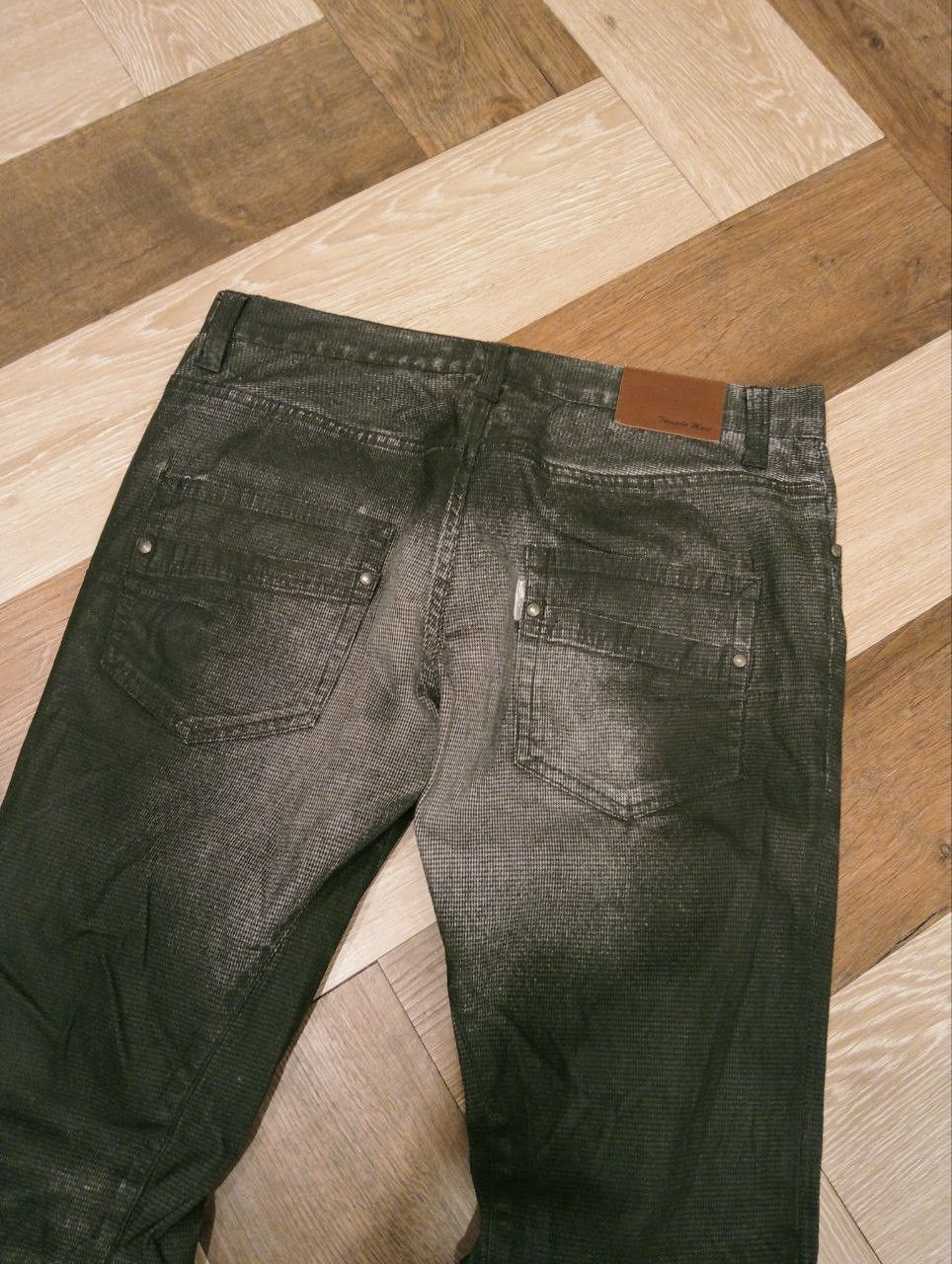Tornado Mart TORNADO MART ZERO STRETCH DISTRESSED JEANS Size US 33 - 12 Thumbnail