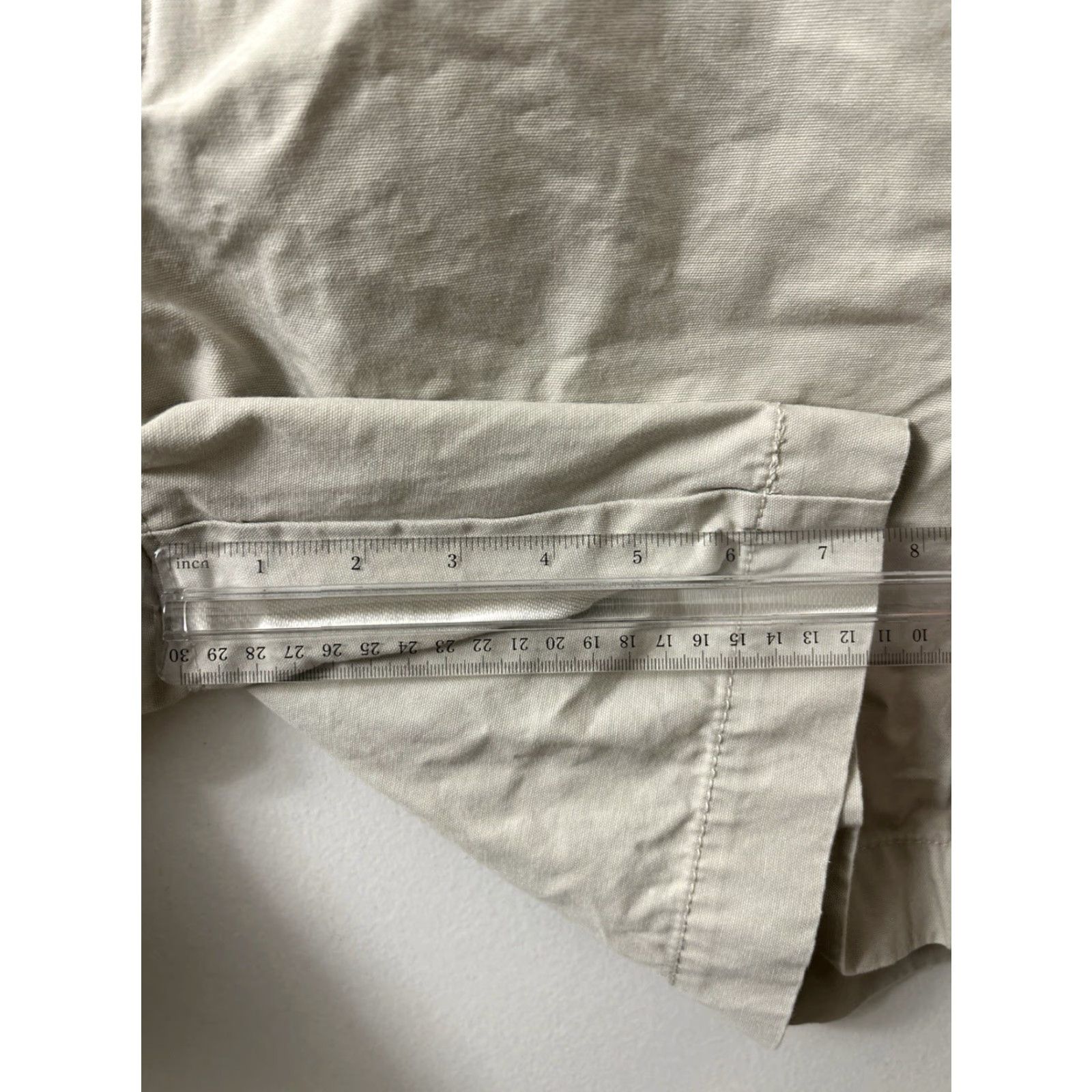 Vintage L.L. Bean Signature Slim Straight Fit Shorts Mens 36 Beige Chino 8 in Inseam Cotton Canvas Zip Front Pockets Summer 304413 Size US 36 / EU 52 - 6 Thumbnail