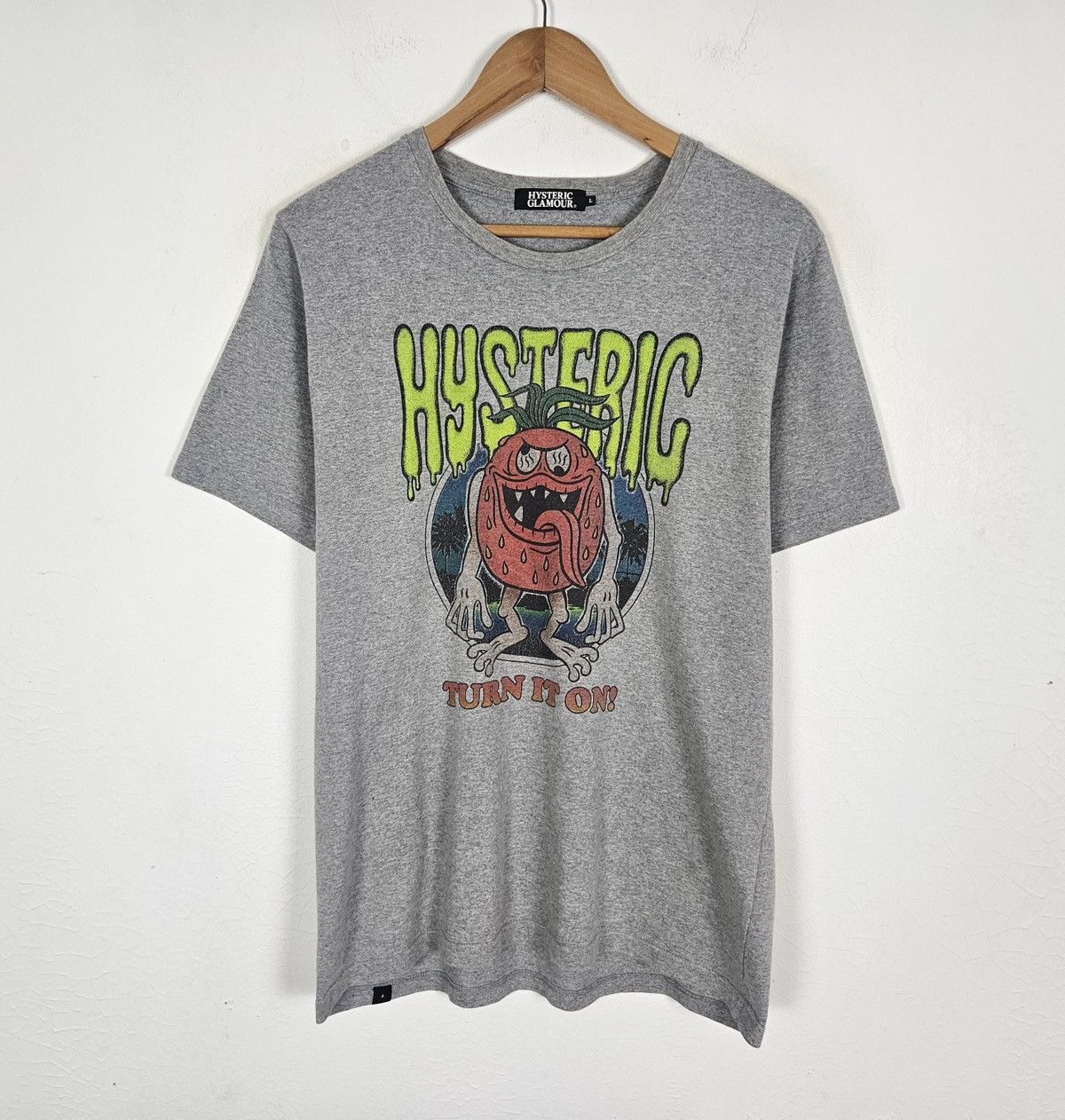 Hysteric Glamour Hysteric Glamour Turn it On Monster Strawberry tee shirt Size US L / EU 52-54 / 3 - 2 Thumbnail