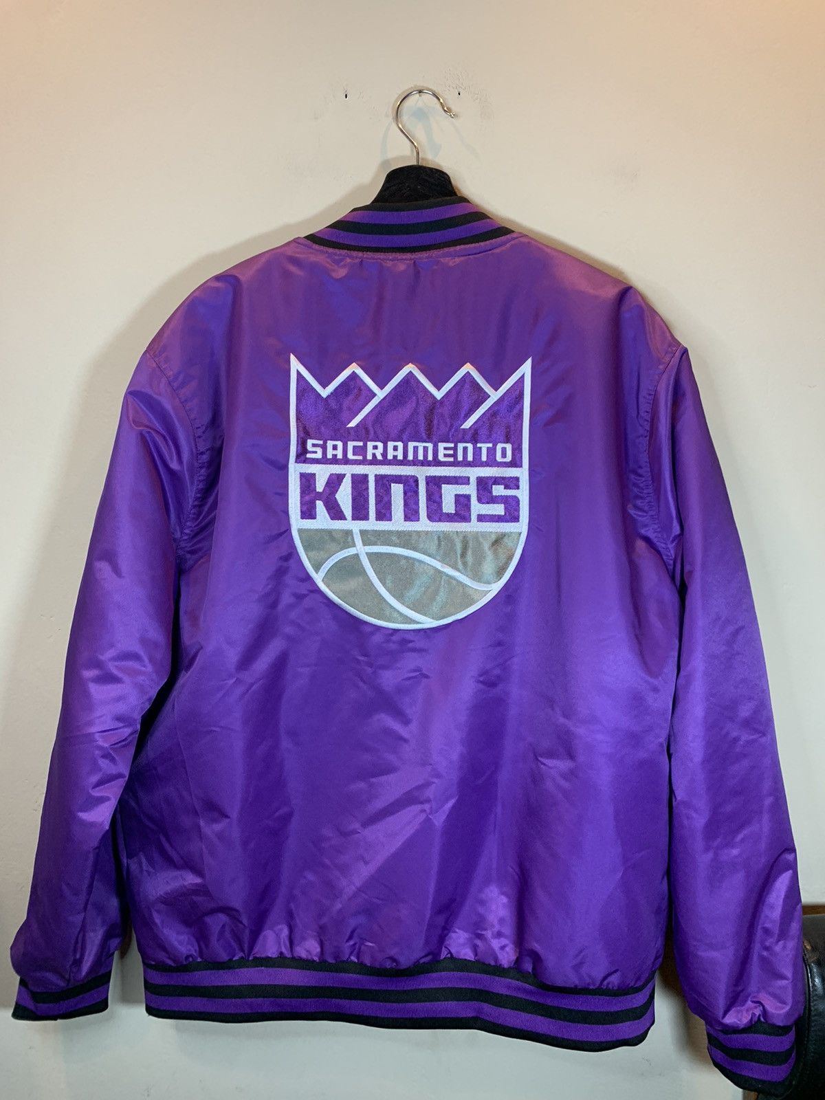 Designer × NBA *RARE* New Sacramento Kings NBA Basketball Ultra Game Jacket Size US XL / EU 56 / 4 - 2 Thumbnail
