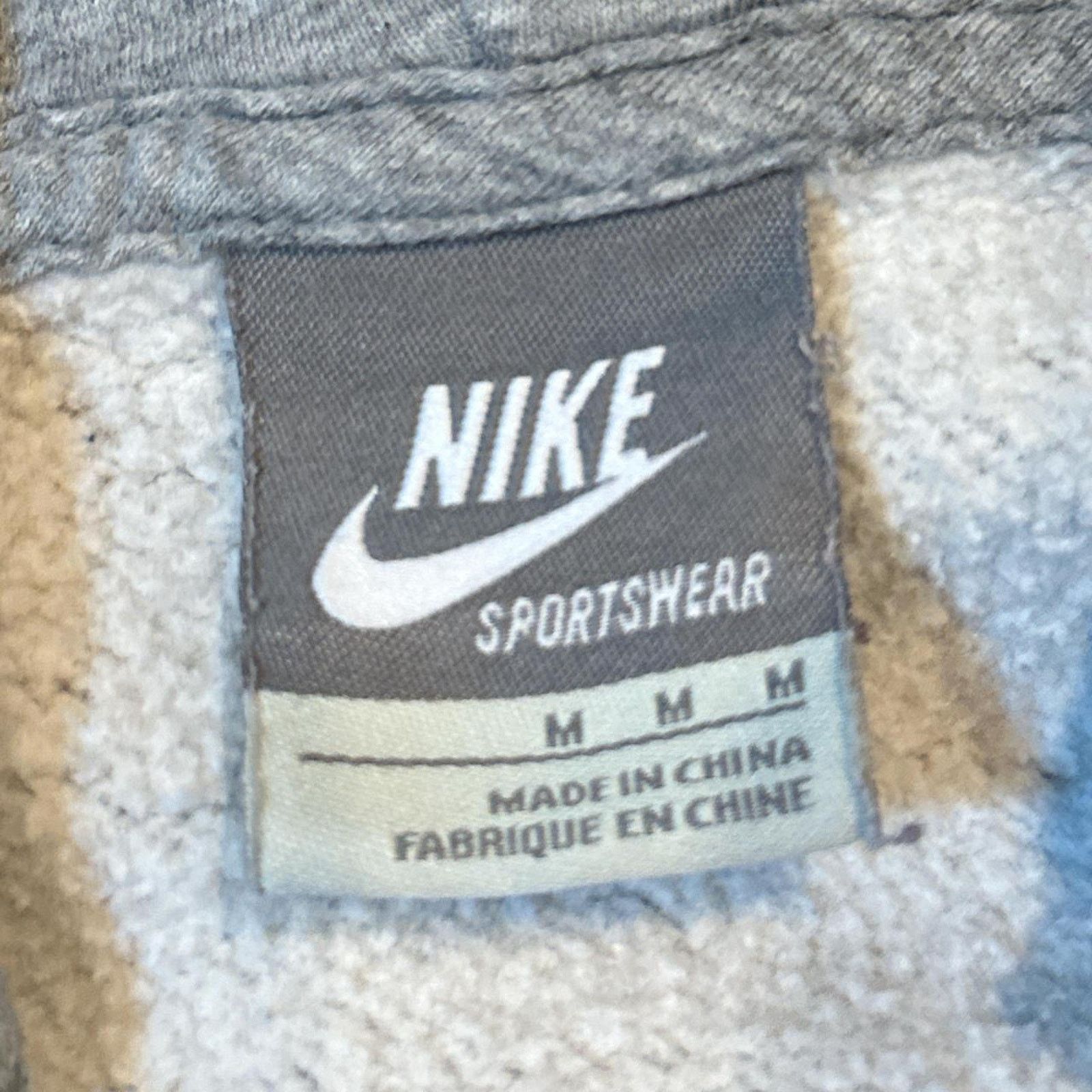 Nike Vintage Y2K Nike Silver Tag Grey Zip-Up Hoodie Size M Size US M / EU 48-50 / 2 - 4 Thumbnail