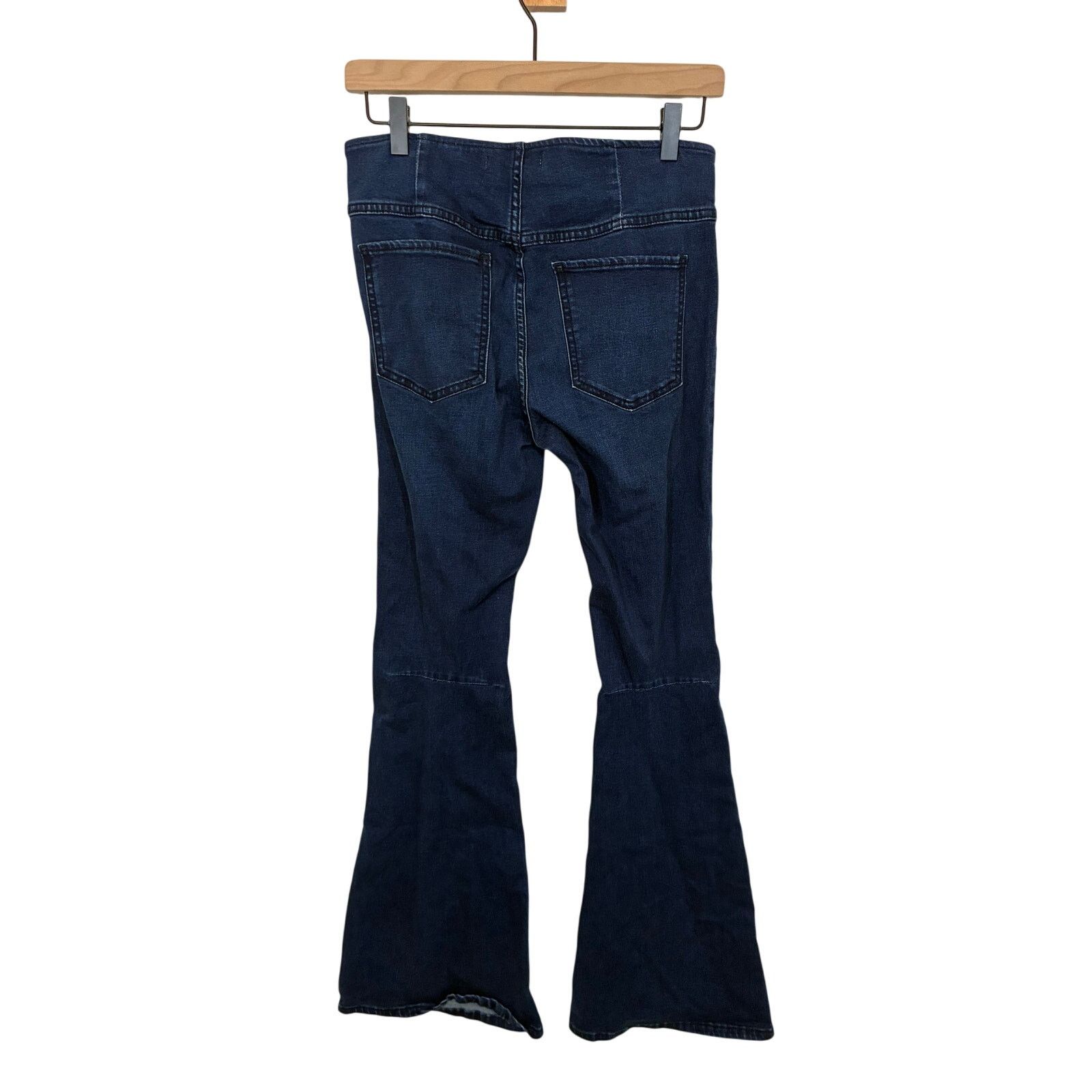 Free People We The Free Penny Pull-On Flare Jeans Ranch Country 28 Size 28" / US 6 / IT 42 - 6 Thumbnail