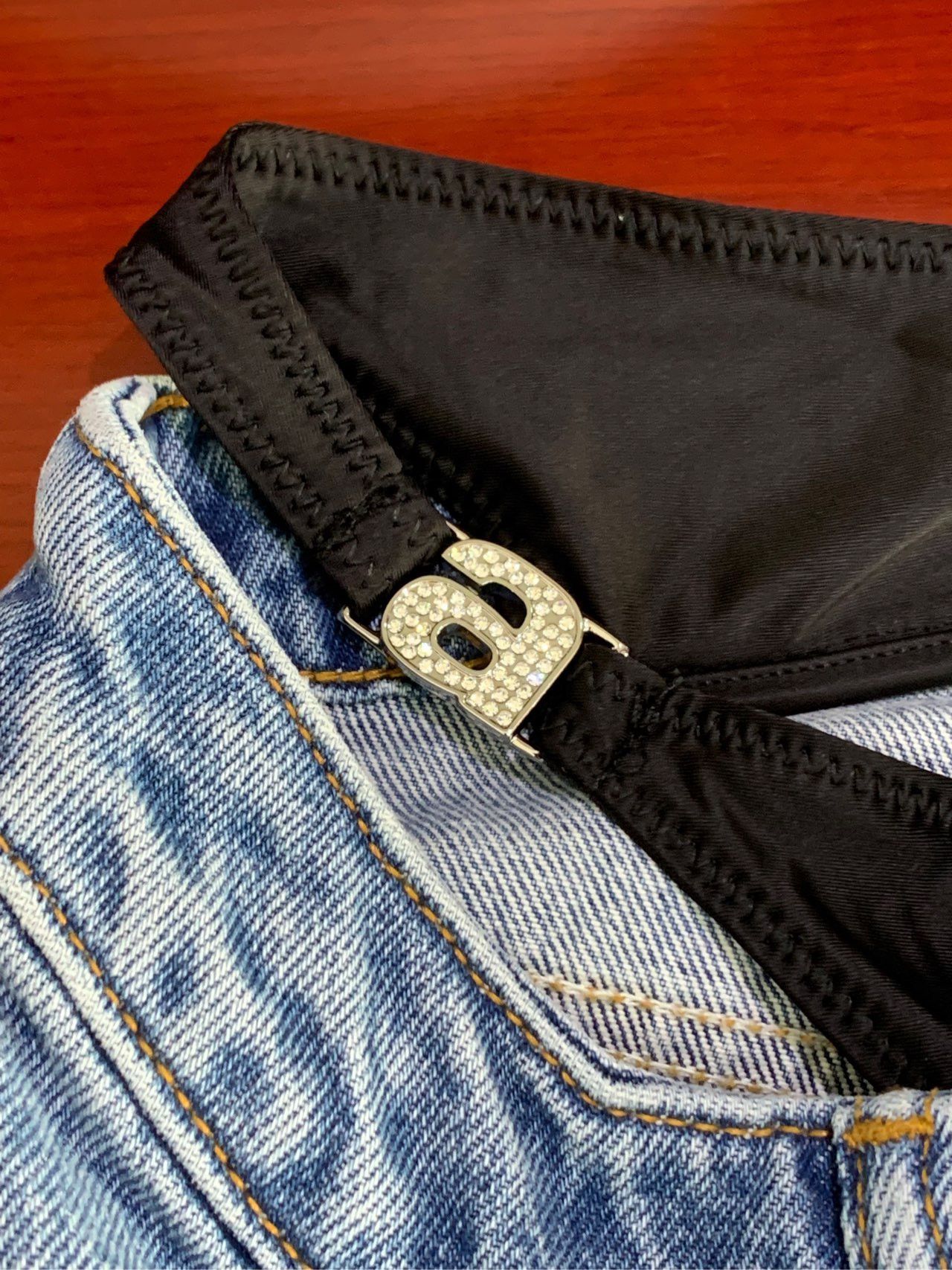 Alexander Wang Alexander Wang Jeans – Asymmetric Bikini-Pants (Size 27) Size 27" / US 4 / IT 40 - 4 Thumbnail