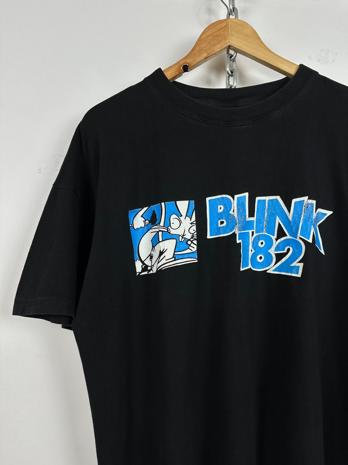 Band Tees 90s Vintage Blink 182 Skanking Bunny Band T-Shirt Size US XL / EU 56 / 4 - 5 Thumbnail