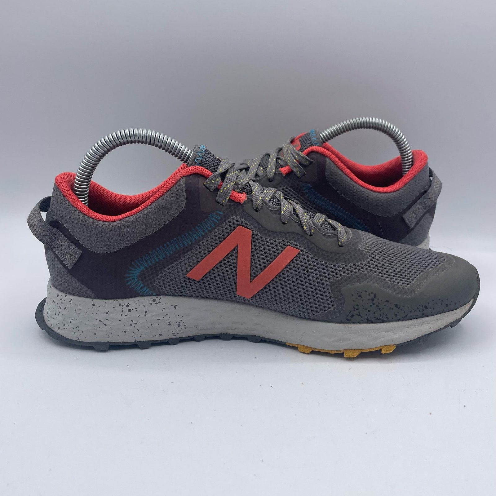 New Balance New Balance FF Arishi V1 Trail Running Shoes Gray Womens 8.5 Size US 8.5 / IT 38.5 - 5 Thumbnail
