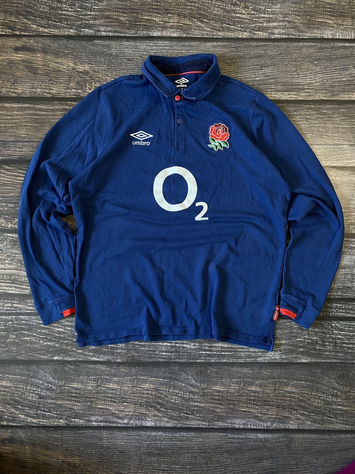 Umbro Umbro England Rugby jersey O2 y2k shirt Size US XL / EU 56 / 4 - 1 Thumbnail