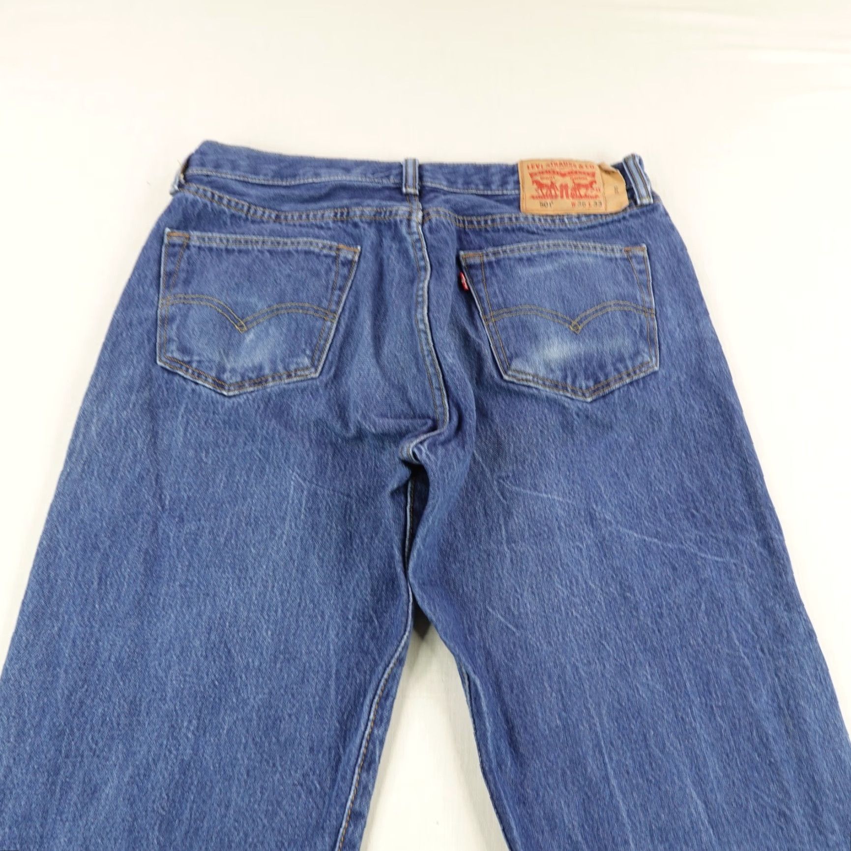 Levi's Levi's 501 Jeans Mens 36x33 Blue Denim Button Fly Straight Regular Waist 36 Inseam 29 Color: Blue Pattern: Solid Size US 33 - 6 Thumbnail
