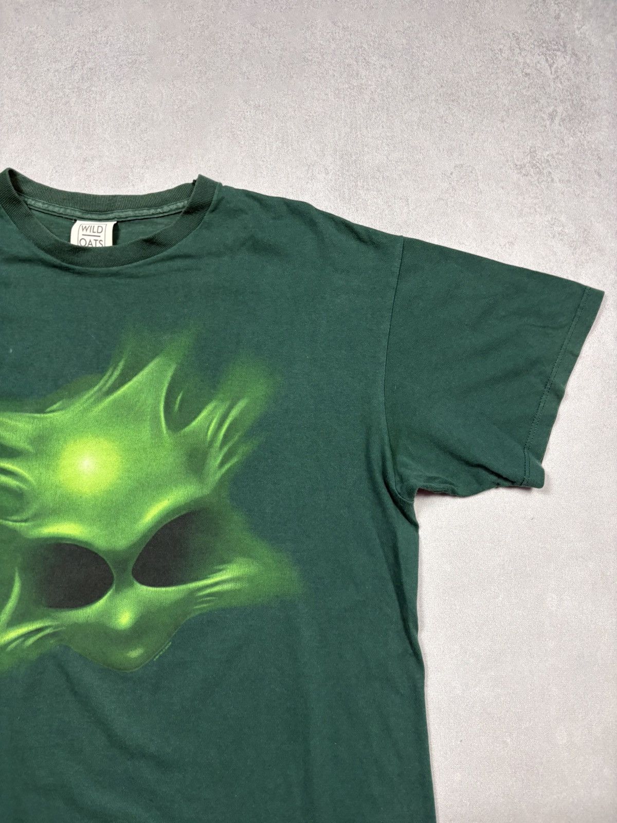 Vintage Vintage 1997 Alien Head Wild Oats Tee Sci-Fi Usa Ufo 90s Size US XL / EU 56 / 4 - 2 Thumbnail