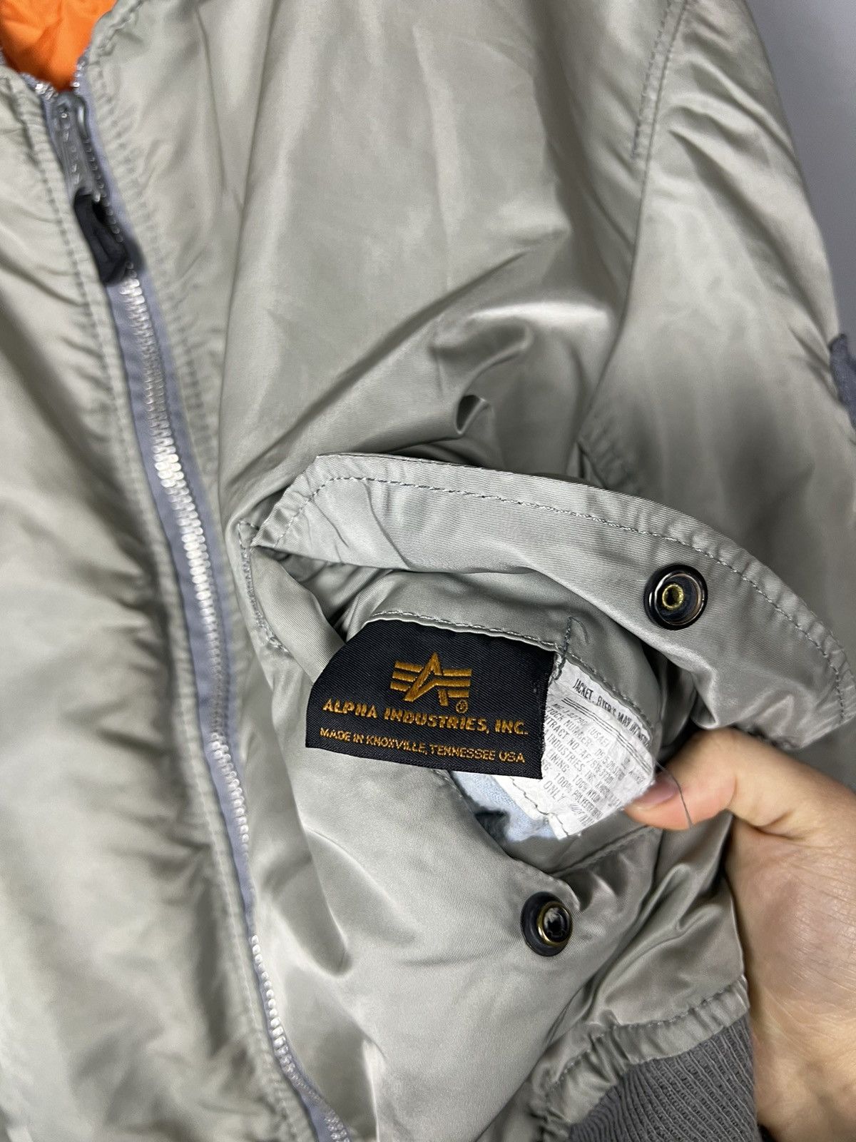 Alpha Industries XL-L Alpha Industries vintage flight reversible bomber jacke Size US XL / EU 56 / 4 - 11 Thumbnail