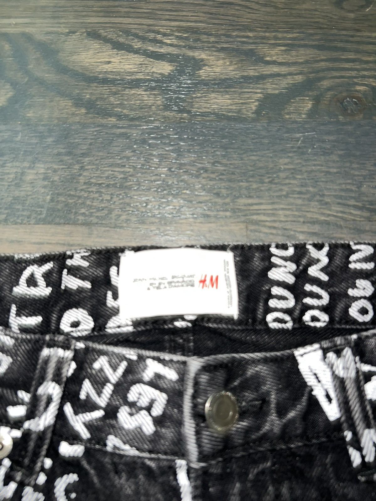 Who Decides War JEAN MICHEL BASQUIAT H&M x WHO DECCIDES WAR Size US 34 / EU 50 - 4 Thumbnail