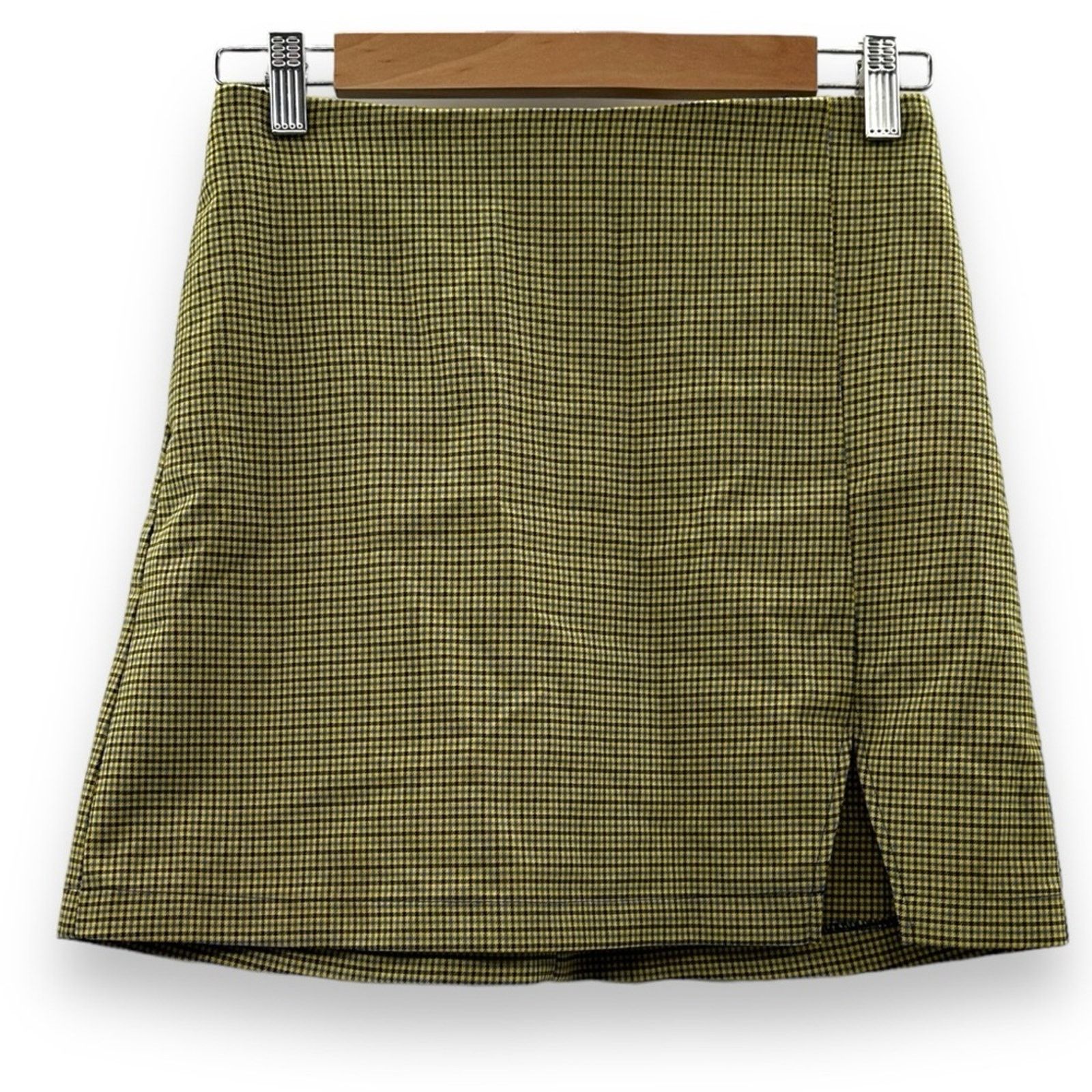 Urban Outfitters Urban Outfitters UO Darren Notched Pelmet Yellow Mini Skirt Size 26" / US 2 / IT 38 - 2 Thumbnail