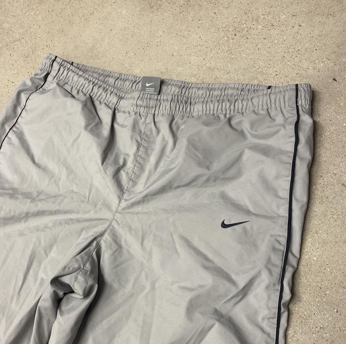 Nike Vintage Nike Nylon Track Pants Size US 29 - 2 Thumbnail