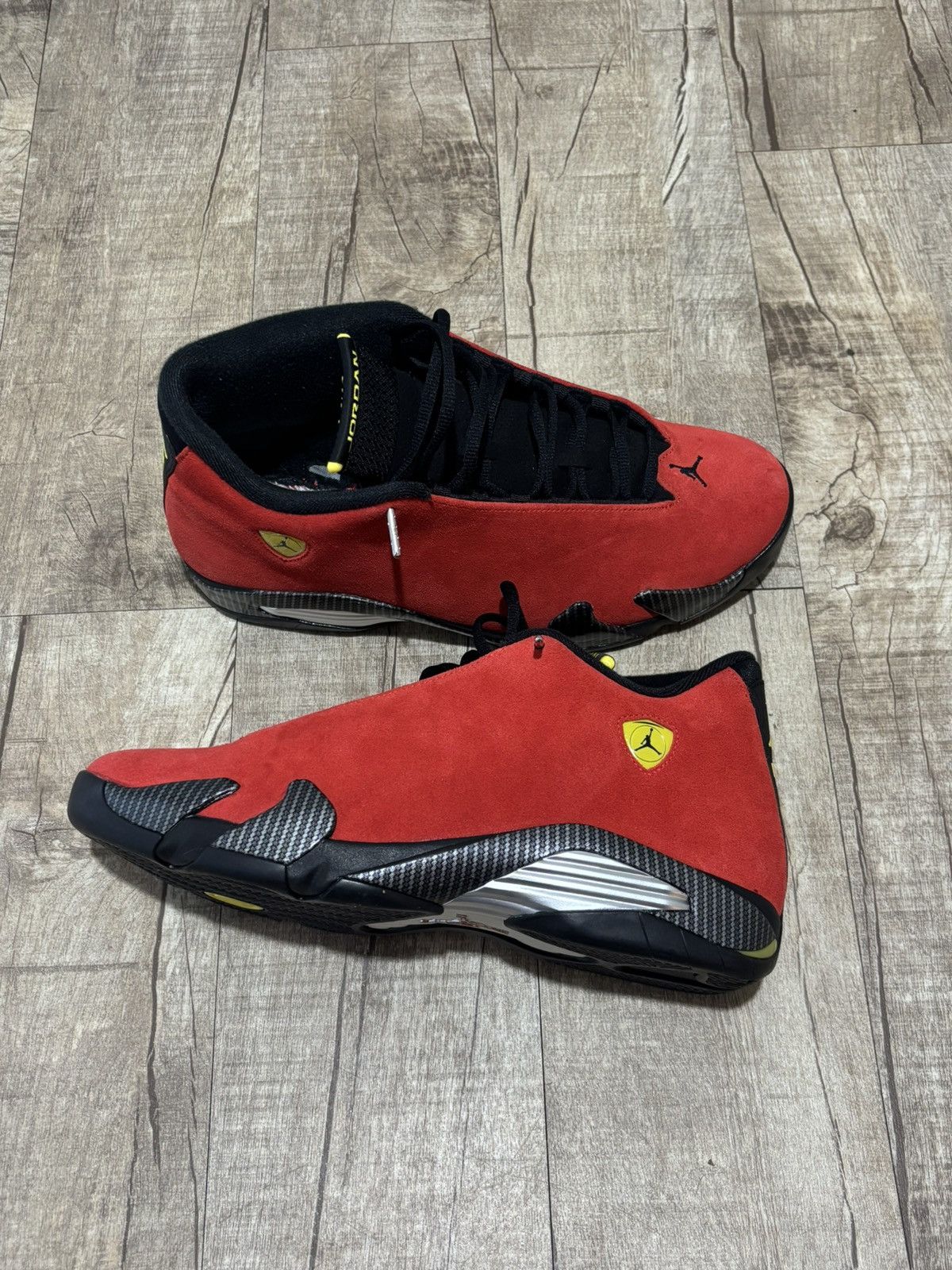 Jordan Brand Jordan 14 retro ferrari Size US 13 / EU 46 - 1 Thumbnail