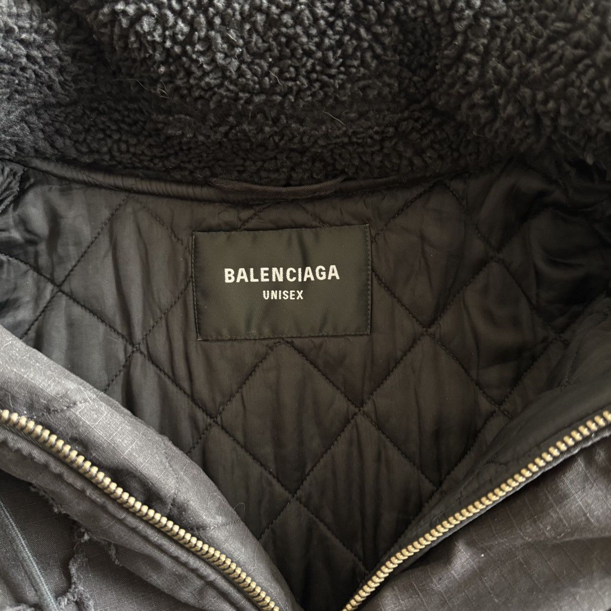 Balenciaga Balenciaga Destroyed Bomber Jacket Size US S / EU 44-46 / 1 - 5 Thumbnail