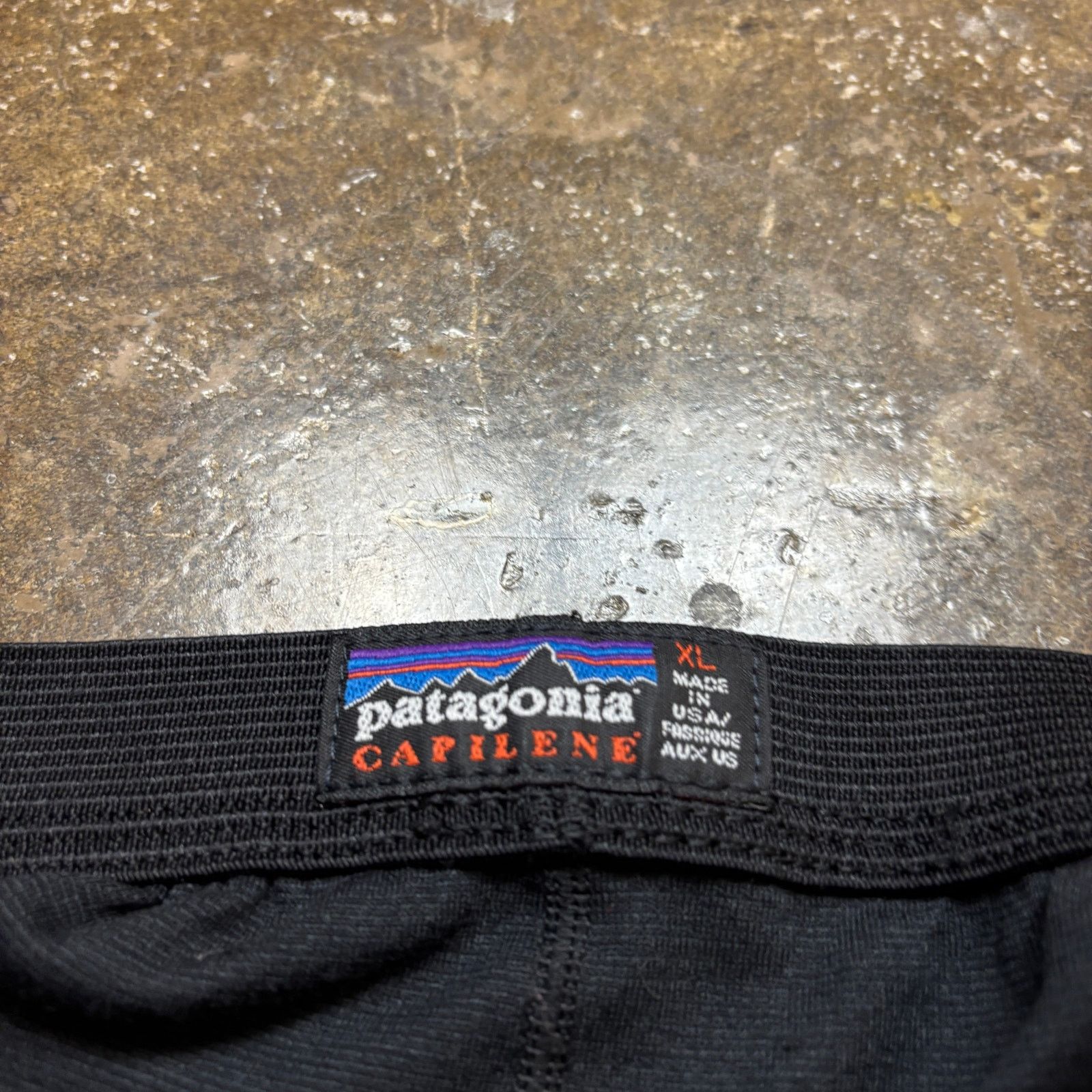 Patagonia × Vintage Vintage Patagonia Capilene Midweight Base Layer Pants XL Size US 27 - 4 Thumbnail