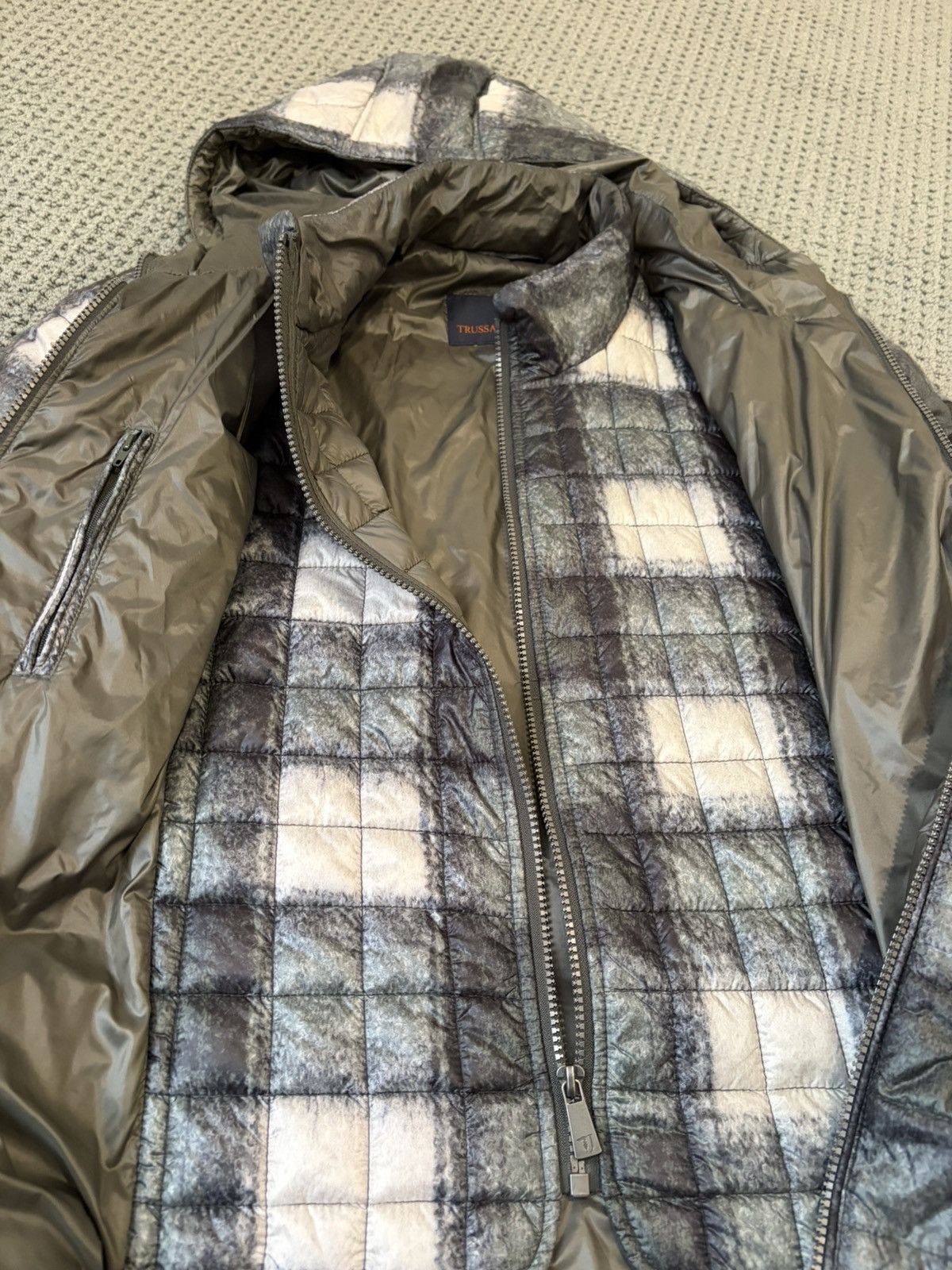 Trussardi New Trussardi puffer jacket in green/gray Size US M / EU 48-50 / 2 - 4 Thumbnail