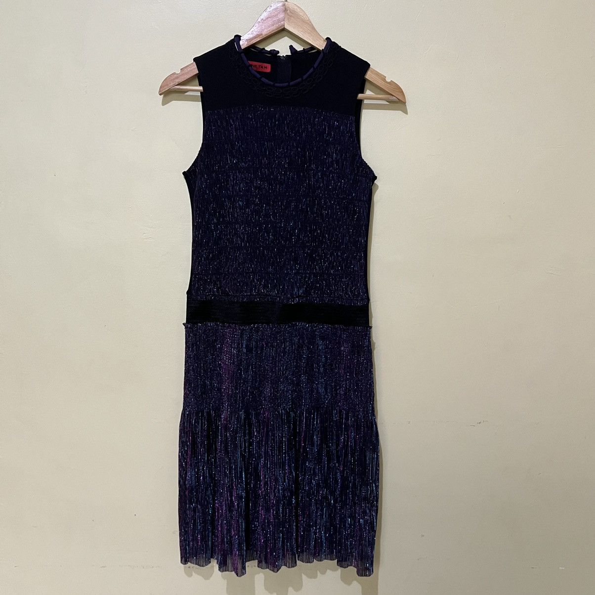 Vivienne Tam VIVIENNE TAM - PLEATED METALLIC DRESS Size XS / US 0-2 / IT 36-38 - 1 Thumbnail