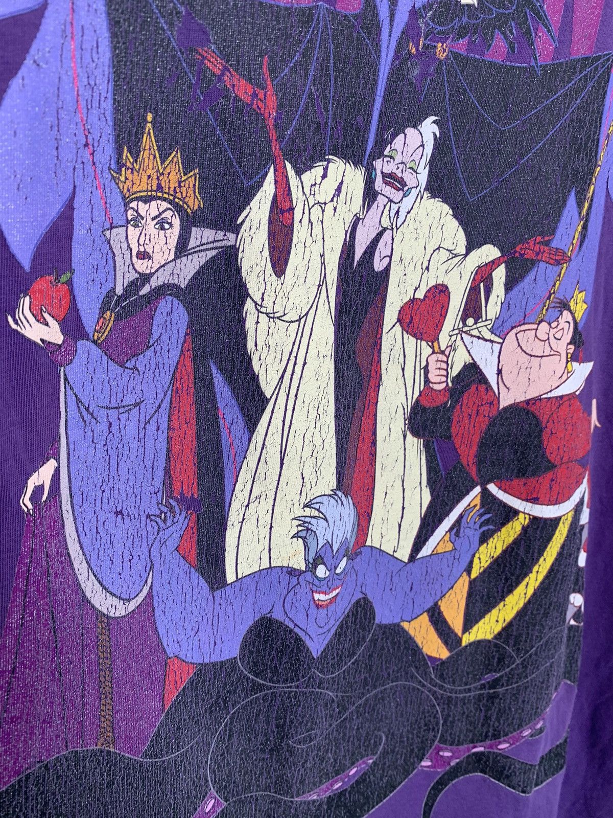 Disney × Vintage *RARE* Vintage Disney Villains Big Print T-Shirt - L/XL Size US L / EU 52-54 / 3 - 3 Thumbnail