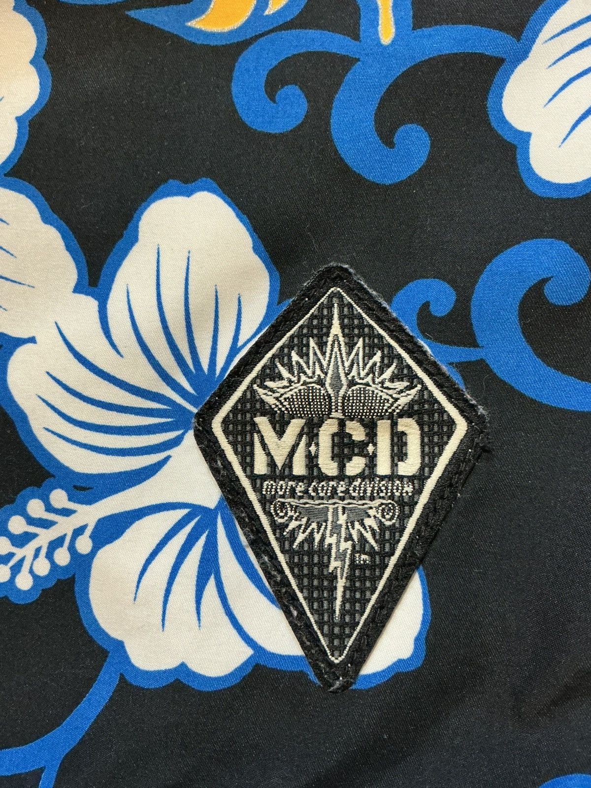Other VTG Y2K MCD More Core Division Hibiscus Surf Board Shorts Size US 38 / EU 54 - 6 Thumbnail