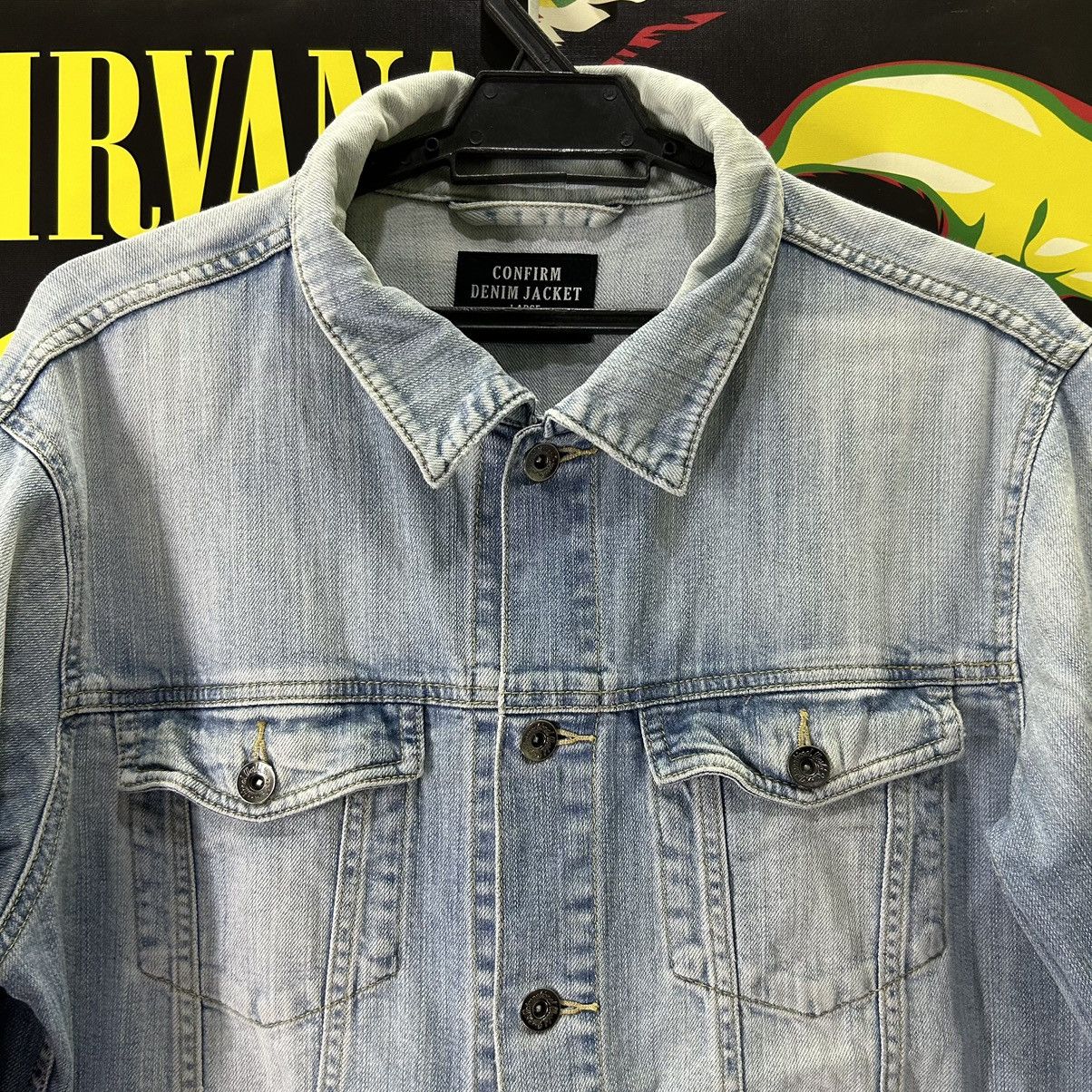 Japanese Brand × Vintage Vintage Japanese Brand Wash Blue Distressed Trucker Jacket Size US L / EU 52-54 / 3 - 2 Thumbnail