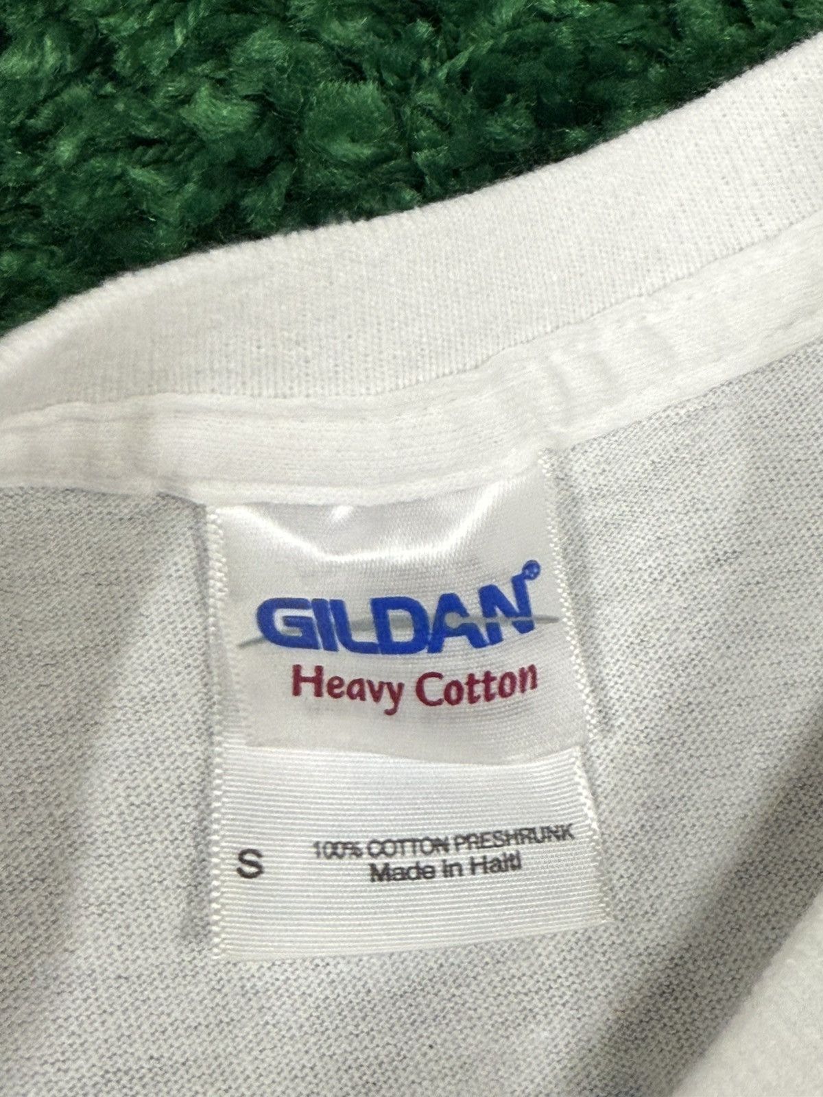 Vintage Chevron Human Energy White Badge Logo Tee Gas Small Gildan Size US S / EU 44-46 / 1 - 4 Thumbnail
