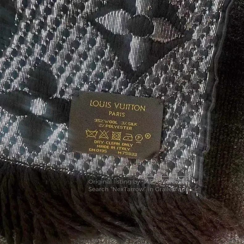Louis Vuitton Louis Vuitton Black and silver scarf Size ONE SIZE - 3 Thumbnail